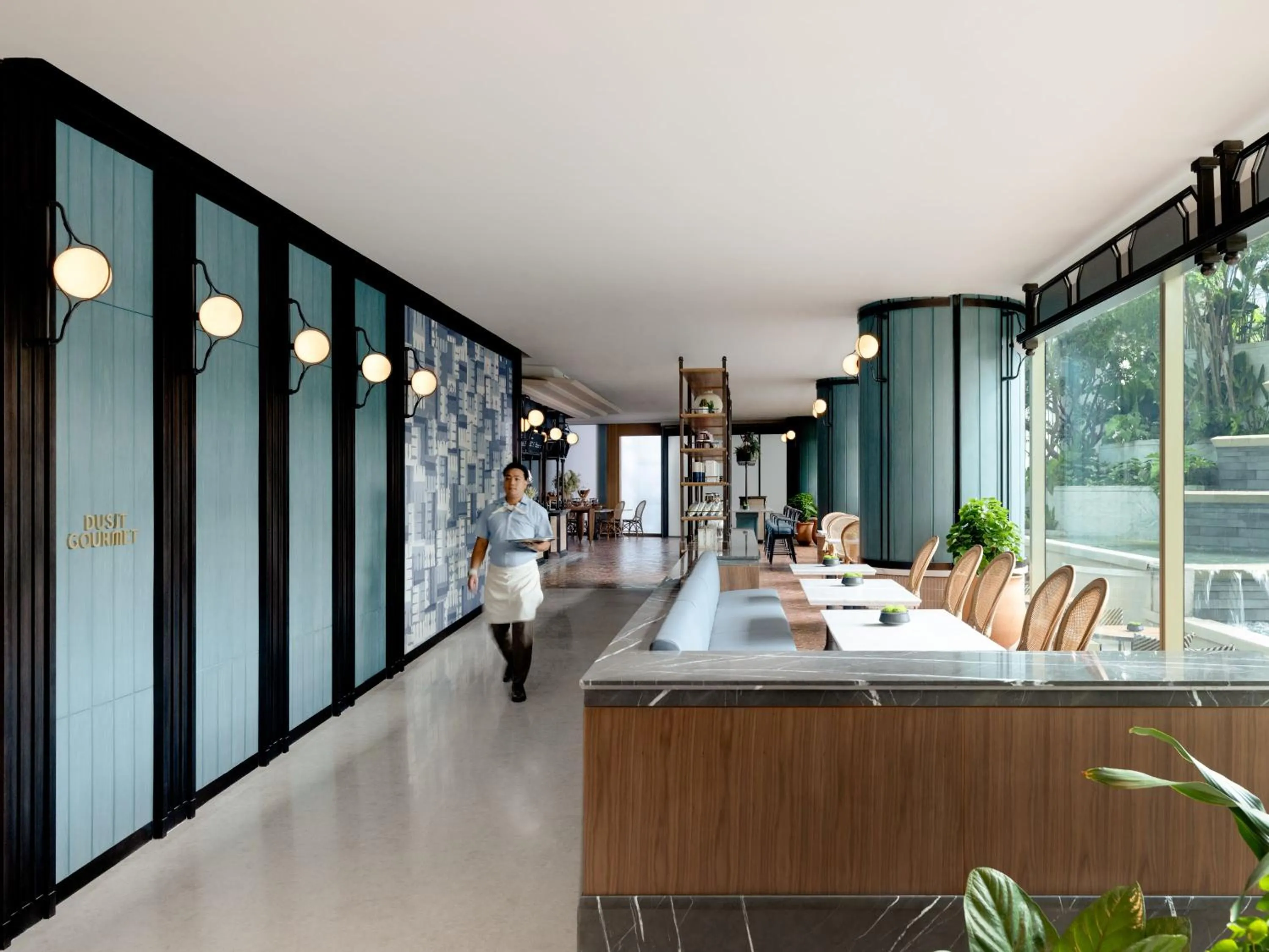 Restaurant/places to eat in Dusit Thani Bangkok