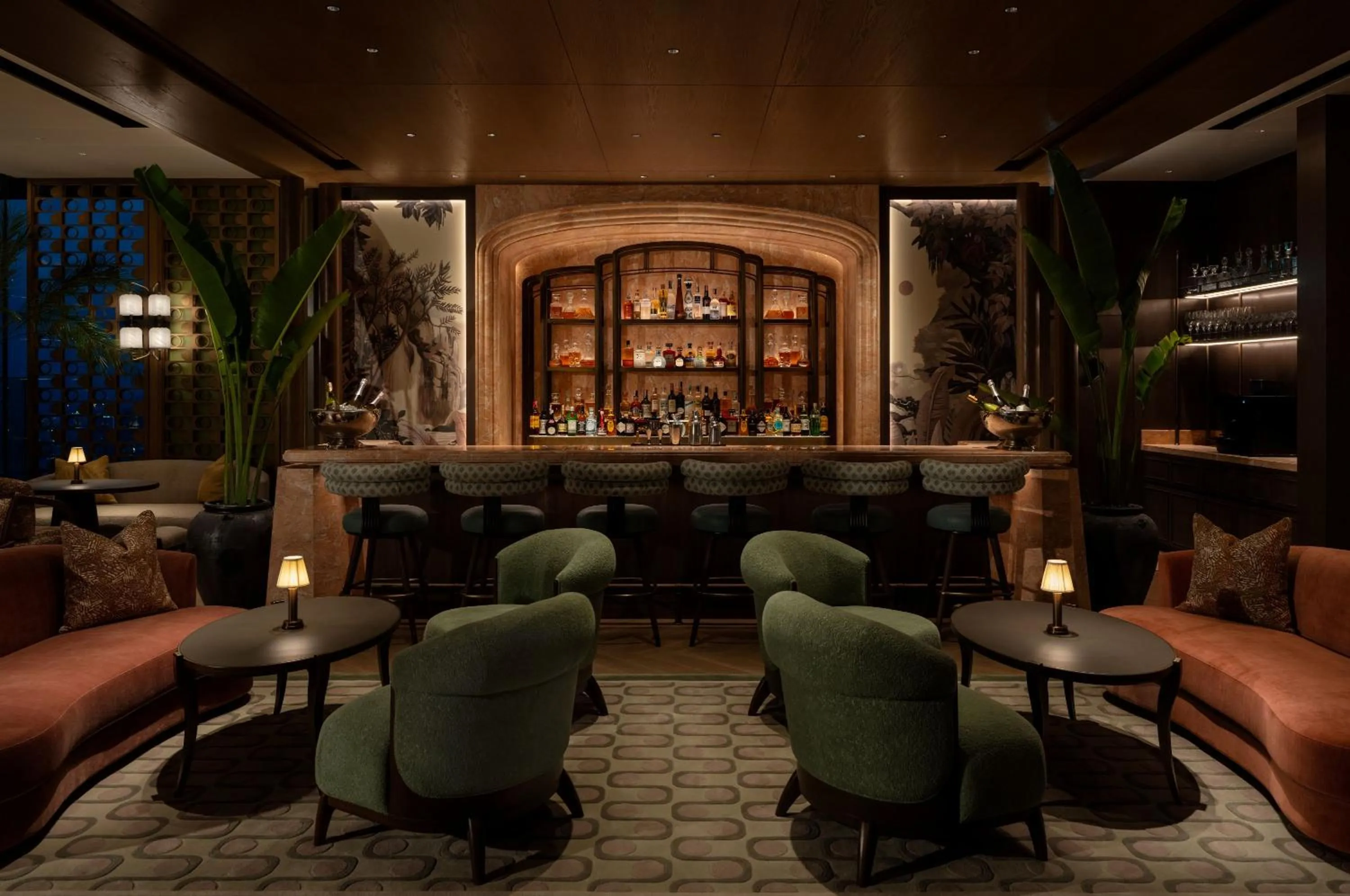 Lounge or bar in Dusit Thani Bangkok