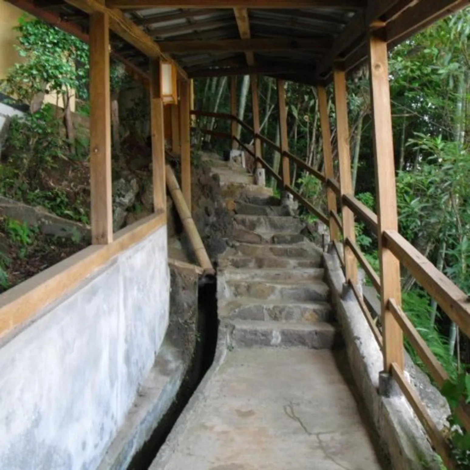 Day in AtamiOnsen Nagahamaen