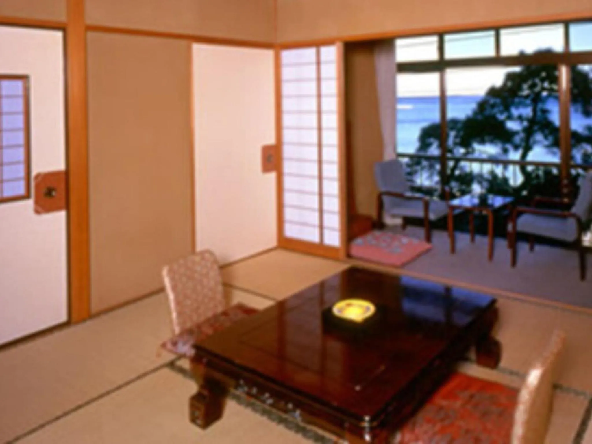 Photo of the whole room in AtamiOnsen Nagahamaen