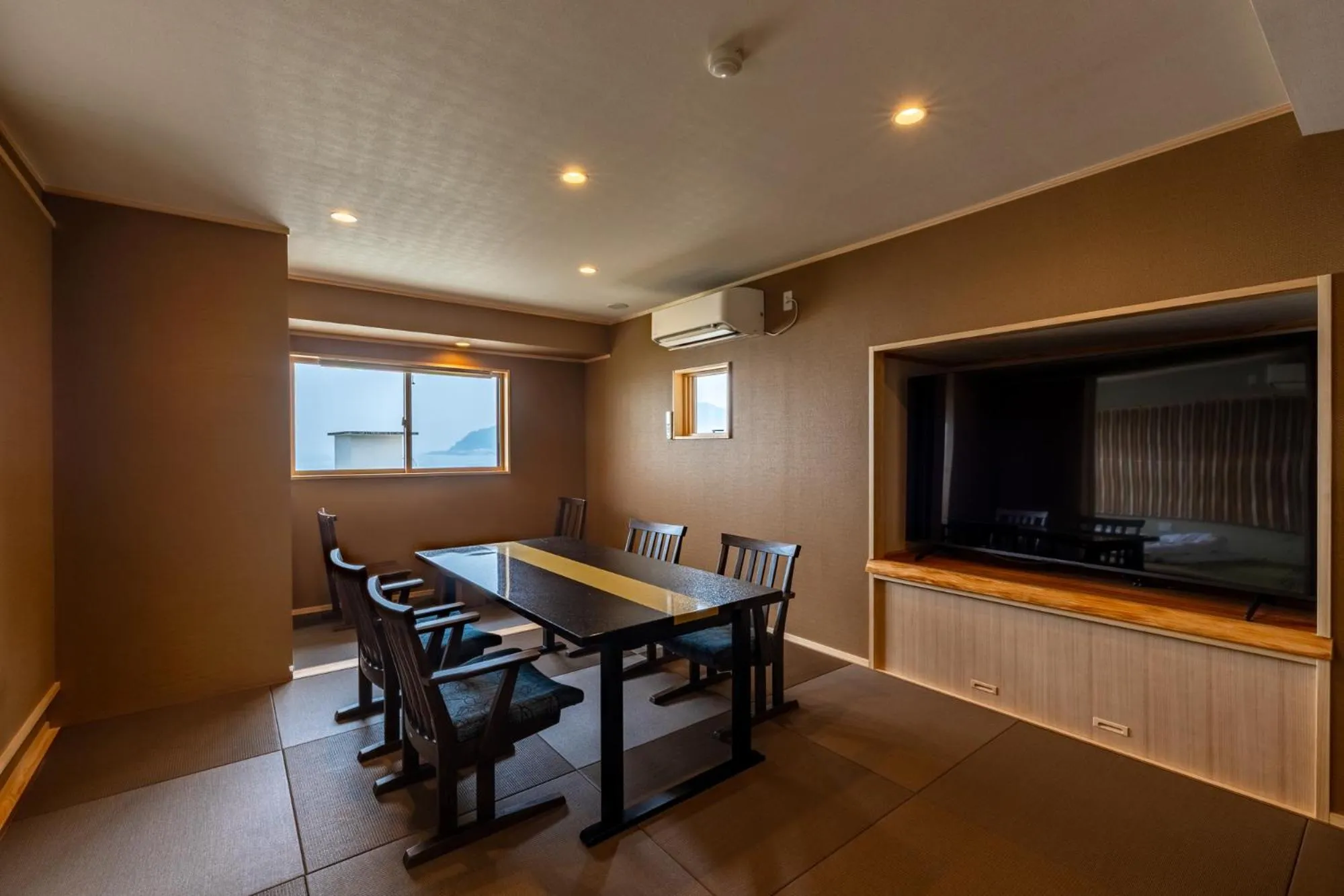 Photo of the whole room in AtamiOnsen Nagahamaen