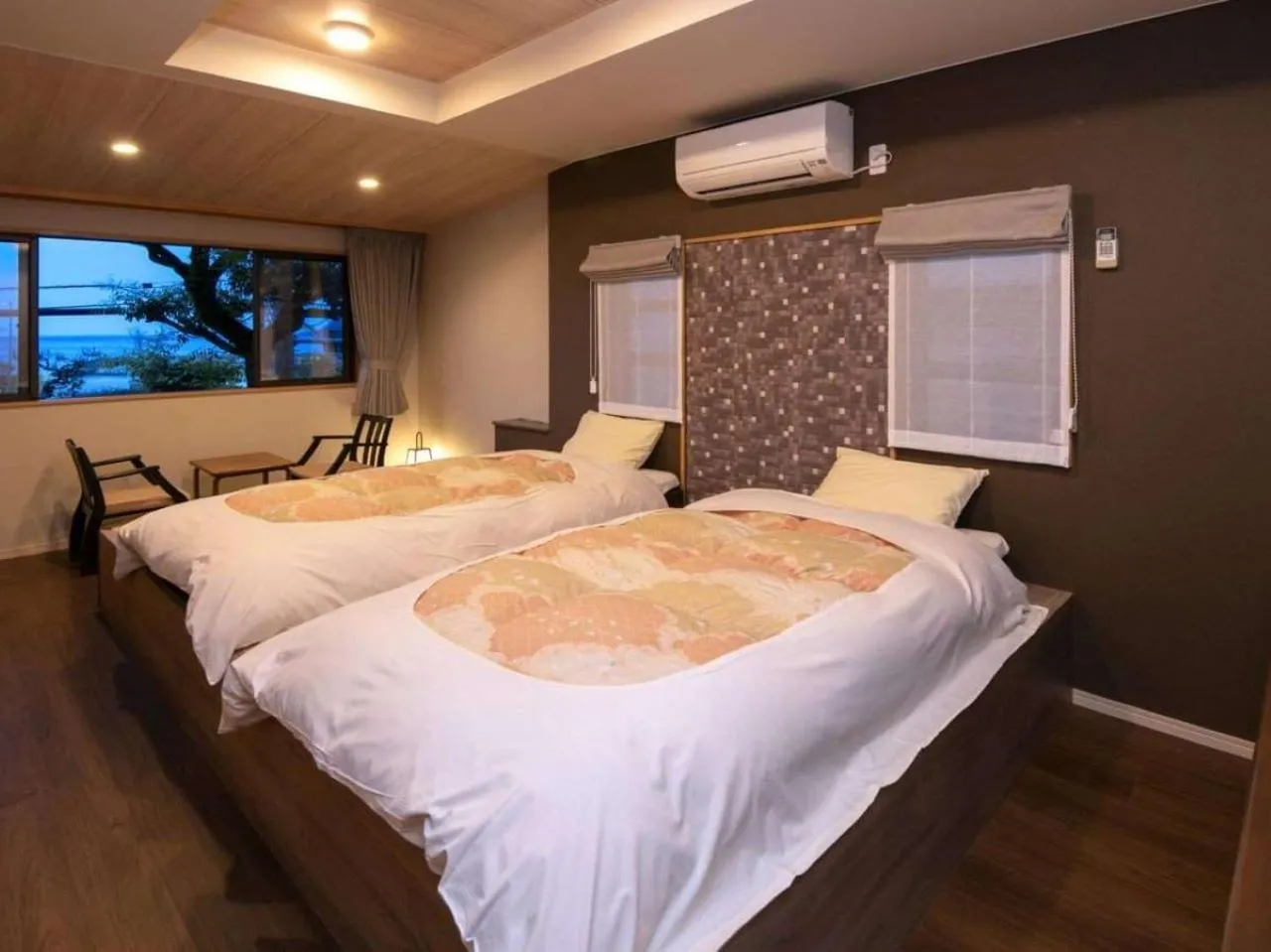 Bedroom, Bed in AtamiOnsen Nagahamaen