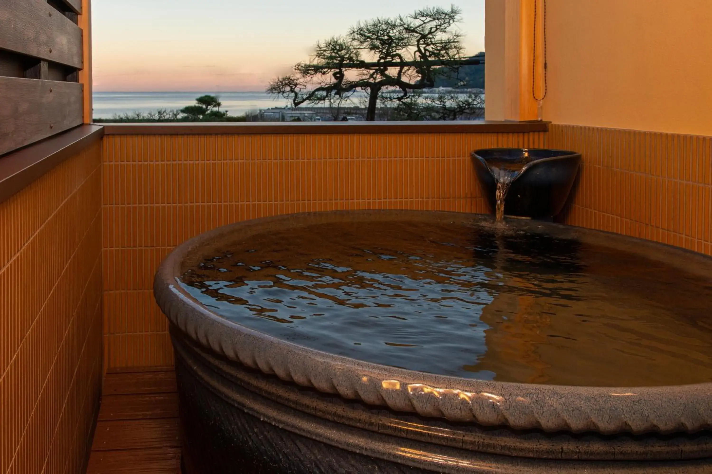 Bathroom in AtamiOnsen Nagahamaen Bathroom in AtamiOnsen Nagahamaen
