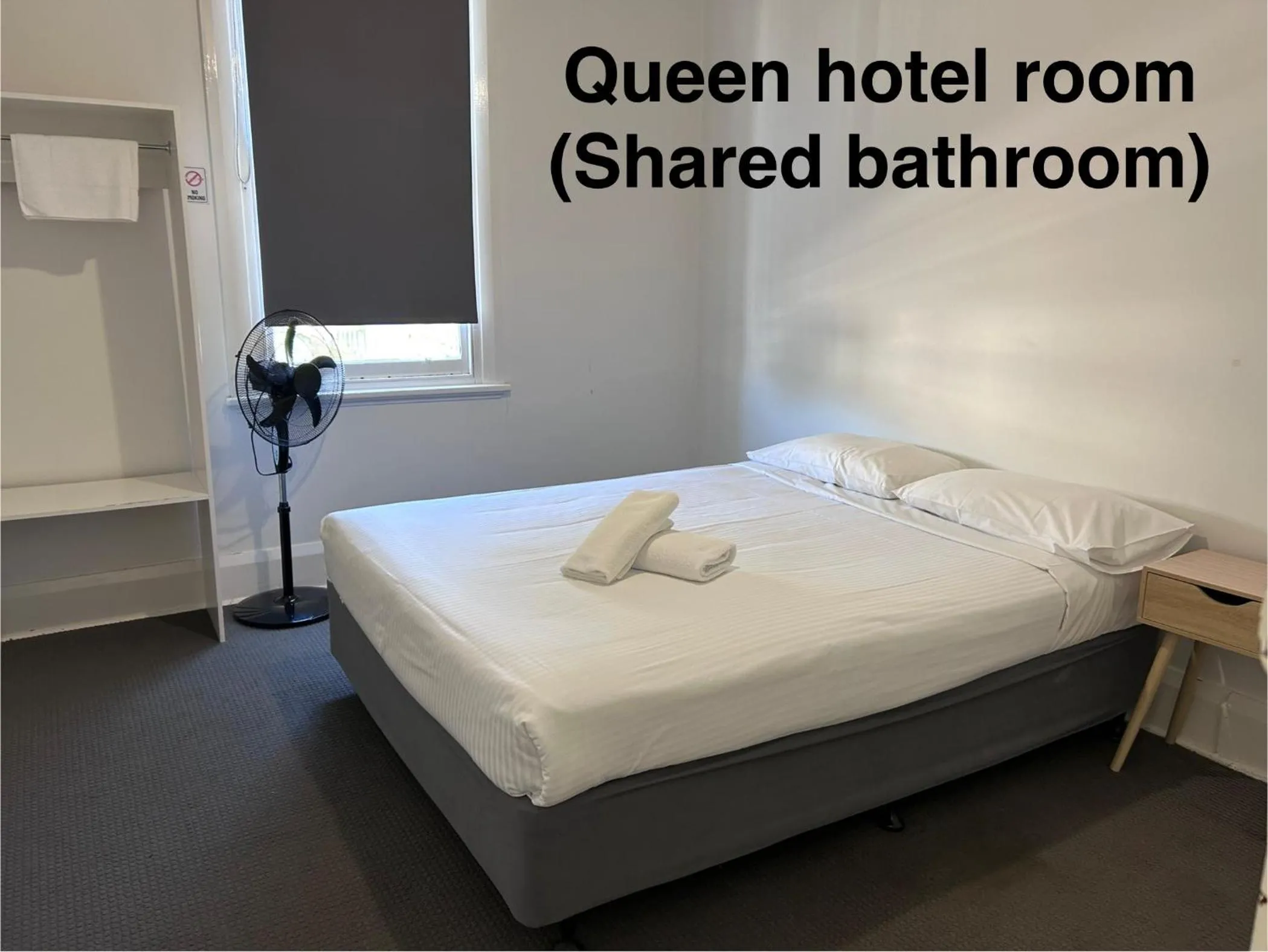 Double Room with Shared Bathroom in Australian Hotel Motel Yass