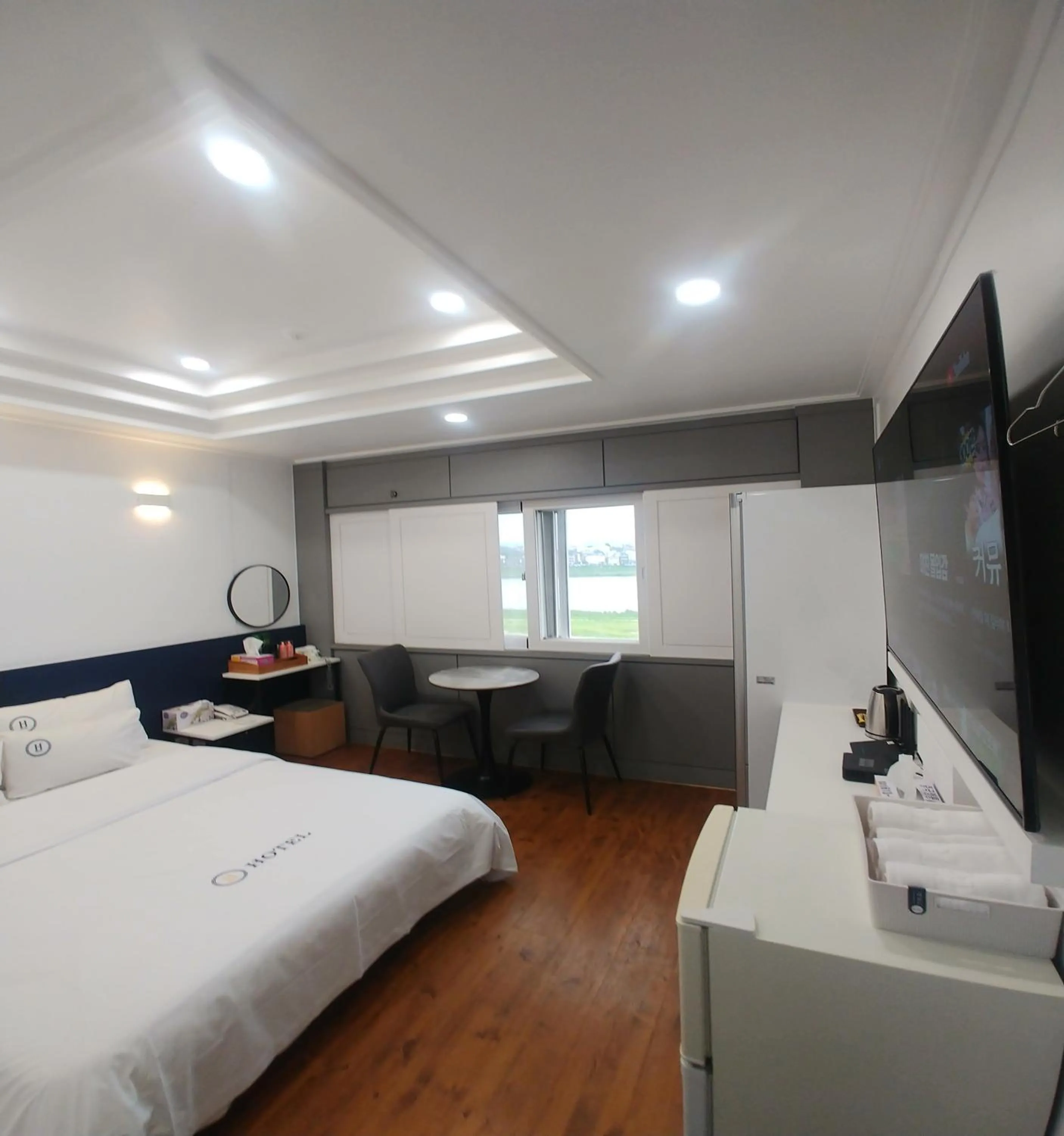 Bed in Yeoju Hightel