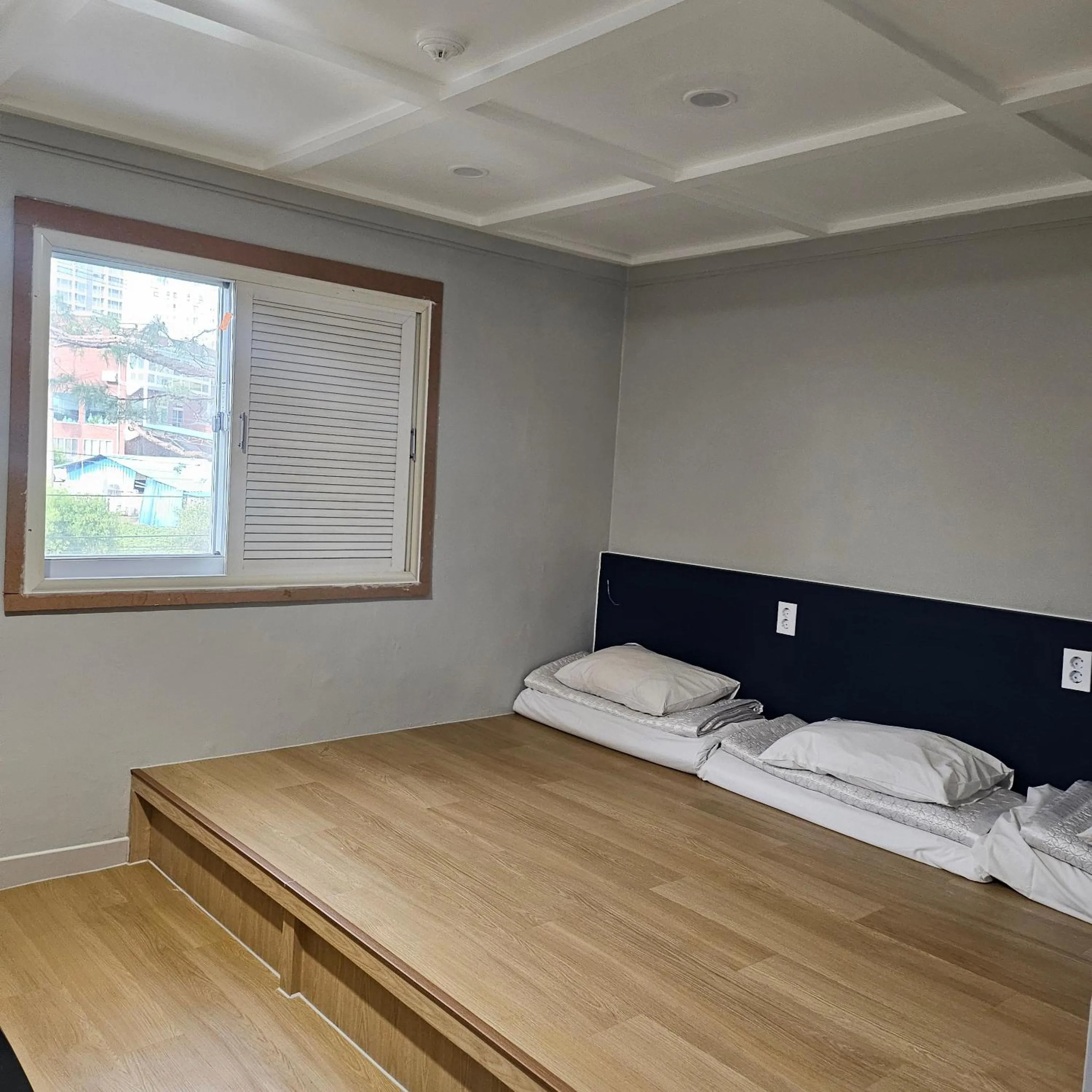 Photo of the whole room, Bed in Yeoju Hightel