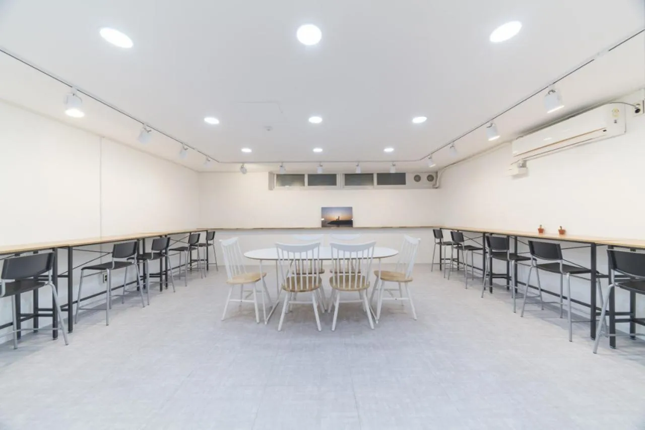 Meeting/conference room in La Famille