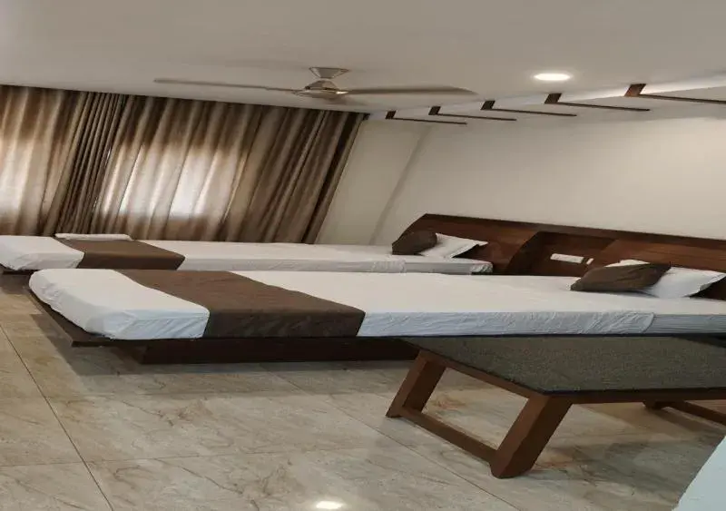 HOTEL REDLAS INN HOTEL REDLAS INN