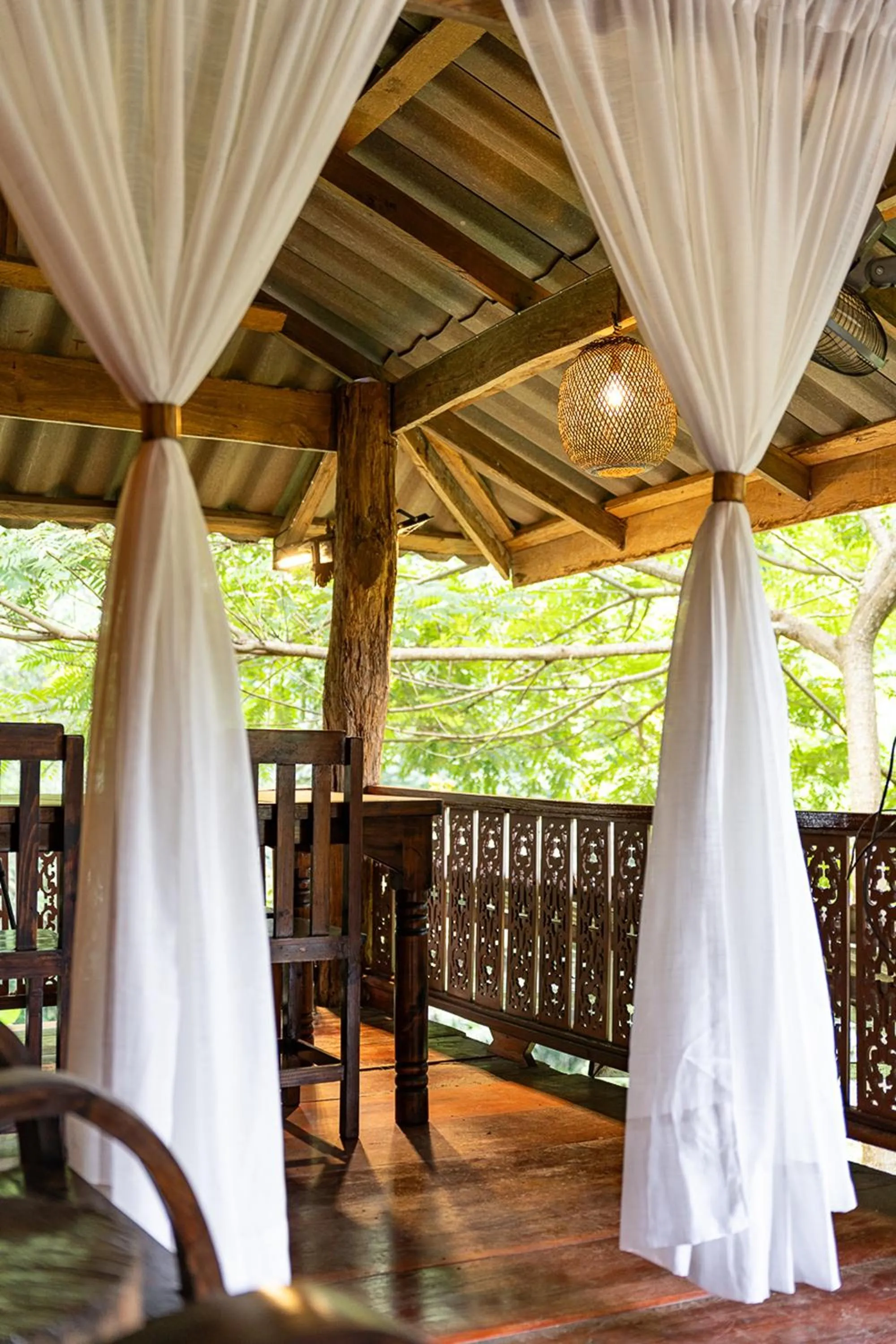 Area and facilities in Monruamsuk Homestay Cafe and Bistro