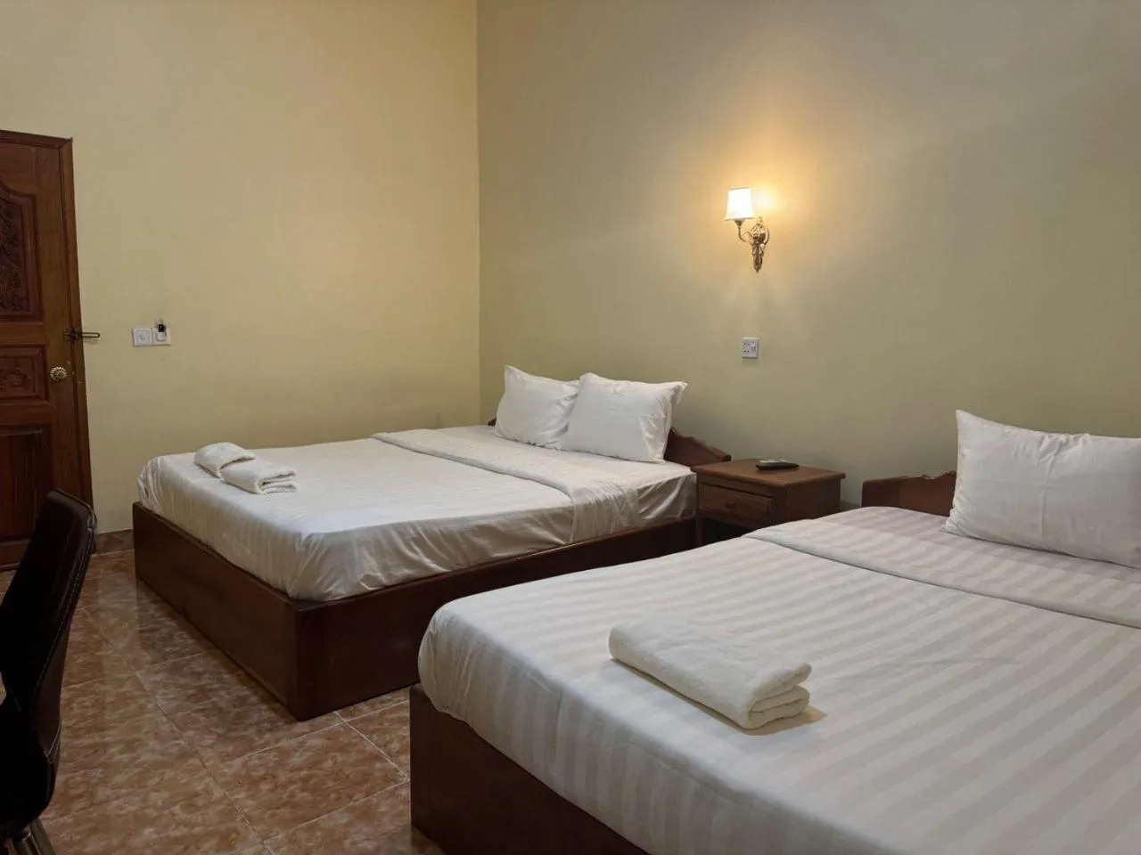 Bedroom in Samrongsen Hotel