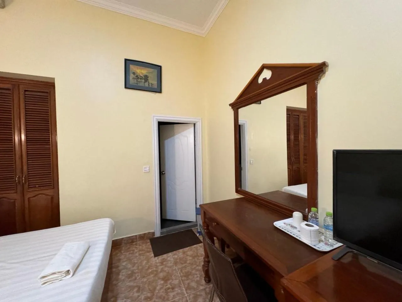 Bedroom in Samrongsen Hotel