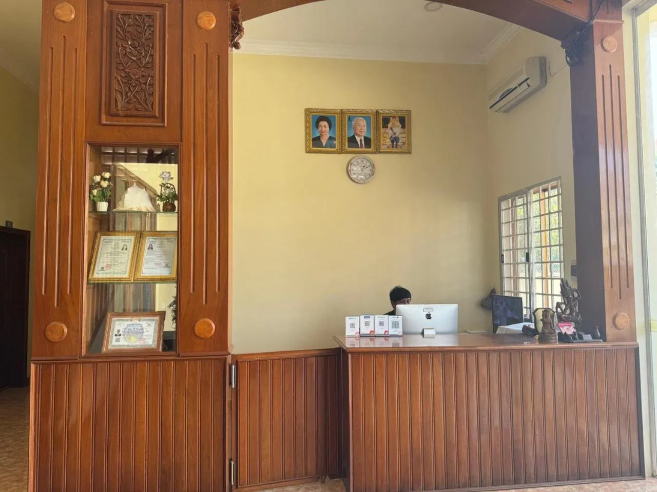 Lobby or reception in Samrongsen Hotel