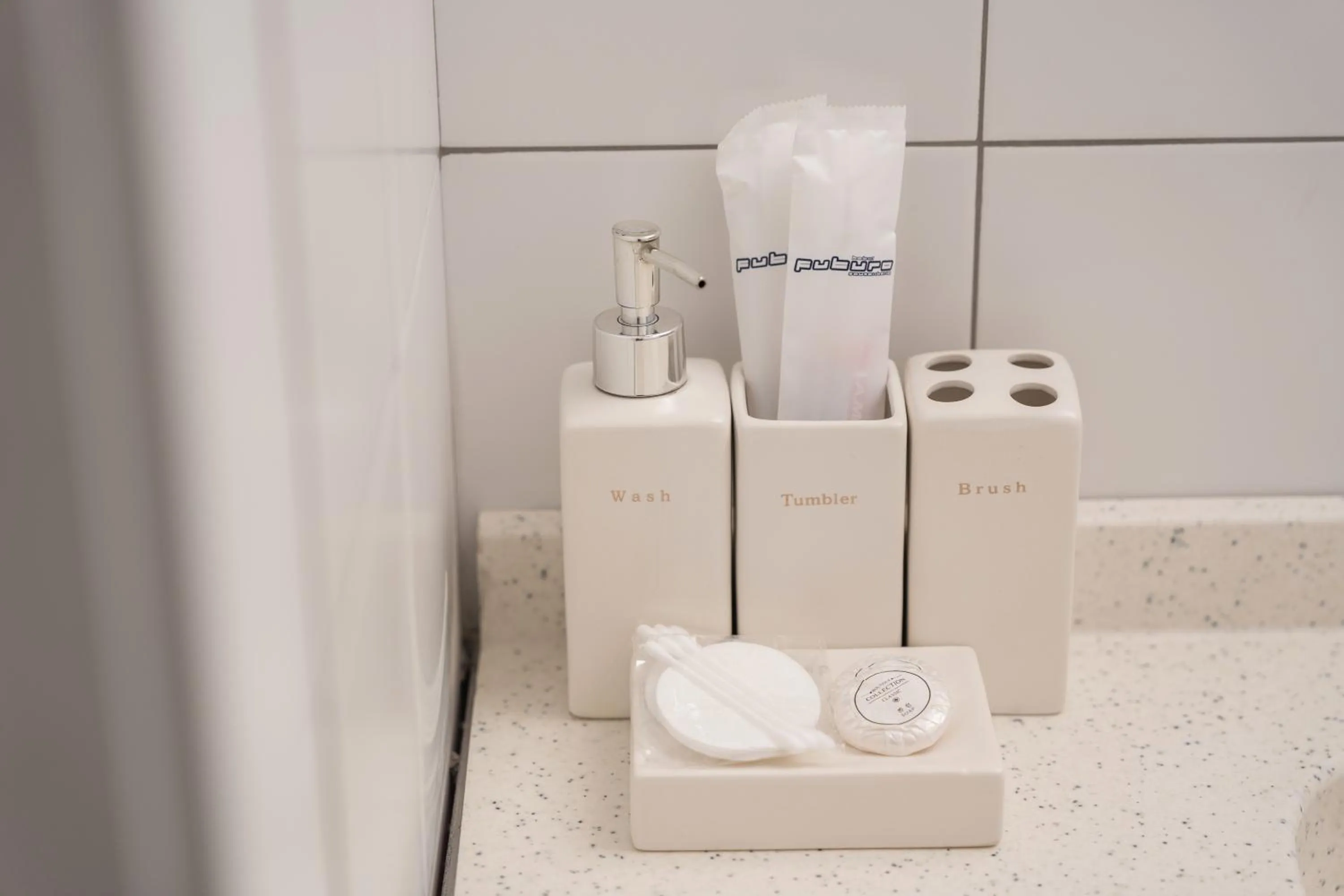 Shower in Duo Hotel by Futuro