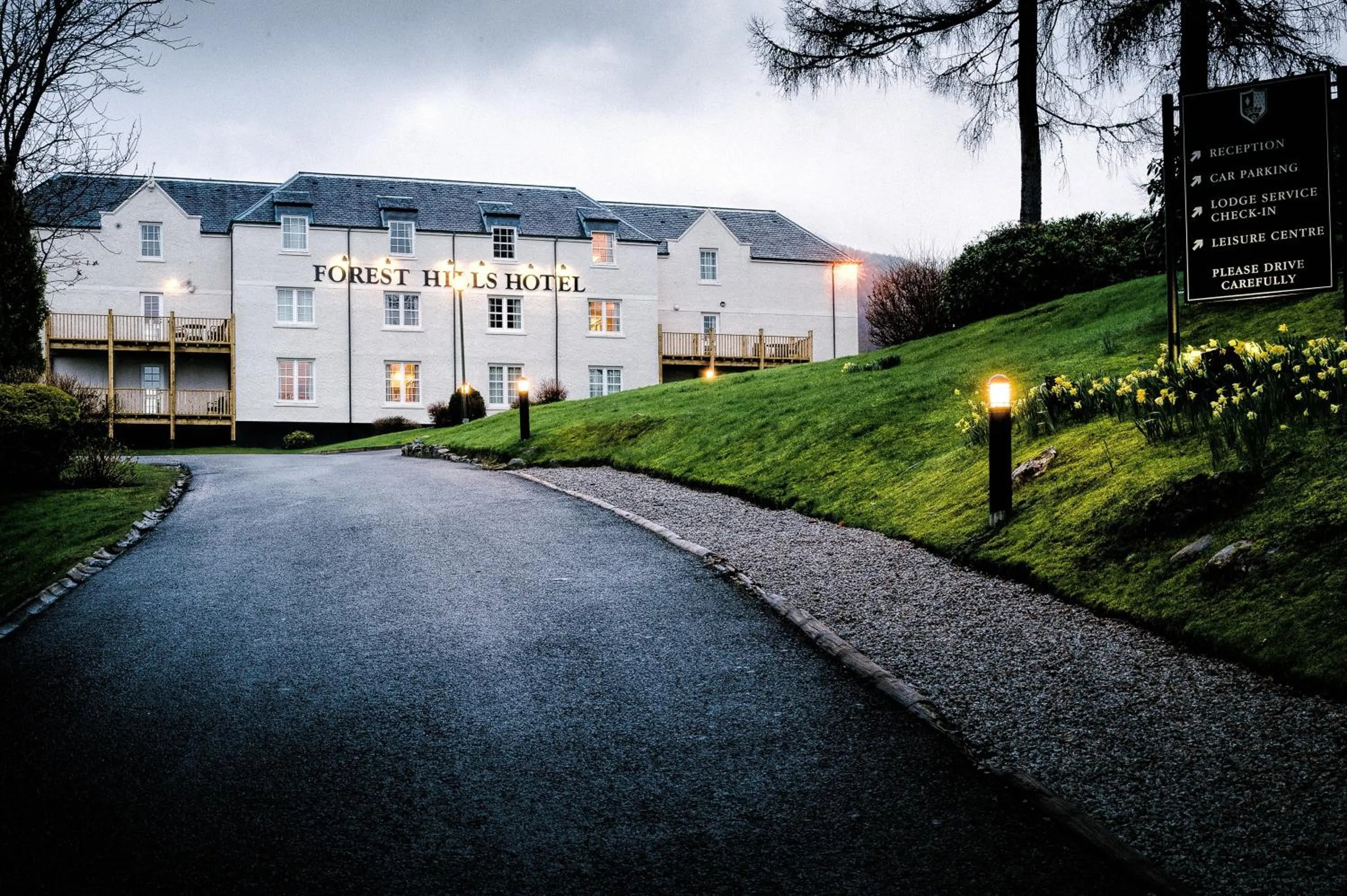 Facade/entrance in Macdonald Forest Hills Hotel & Spa