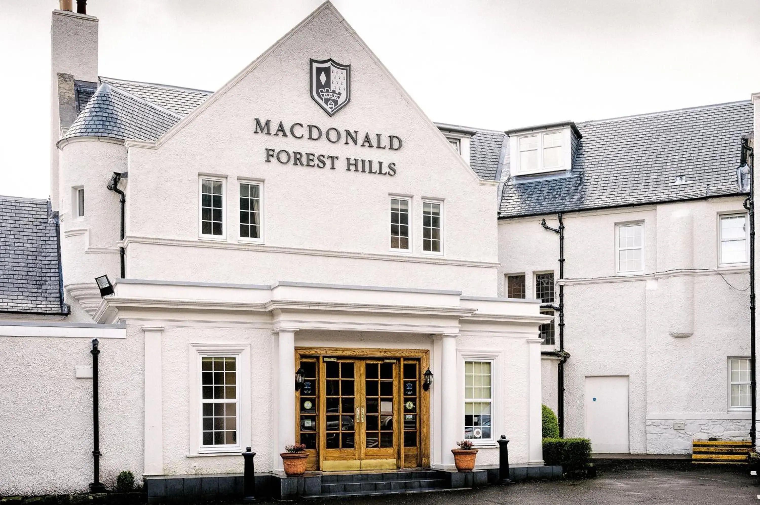 Facade/entrance in Macdonald Forest Hills Hotel & Spa Facade/entrance in Macdonald Forest Hills Hotel & Spa