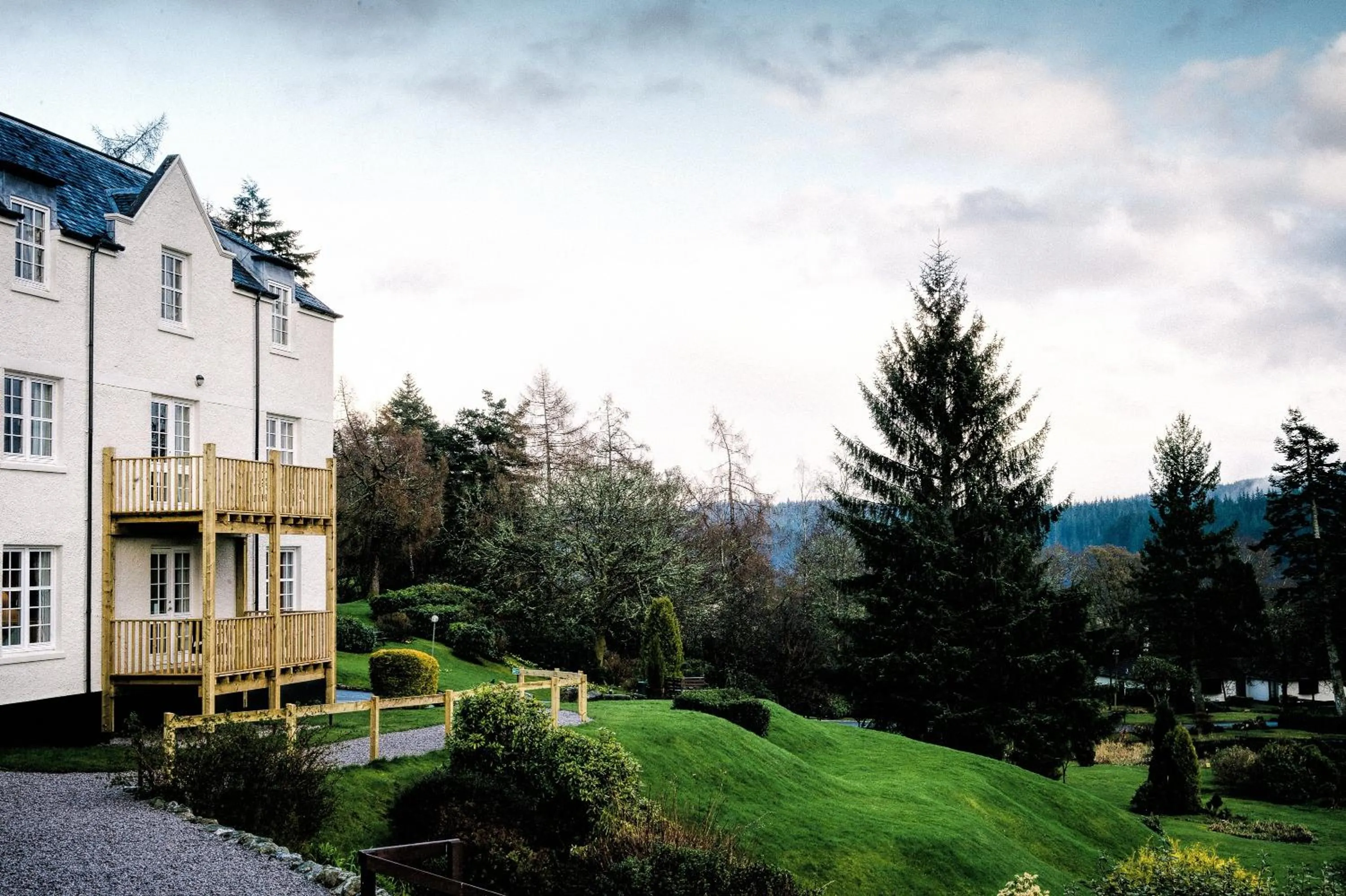 Facade/entrance in Macdonald Forest Hills Hotel & Spa