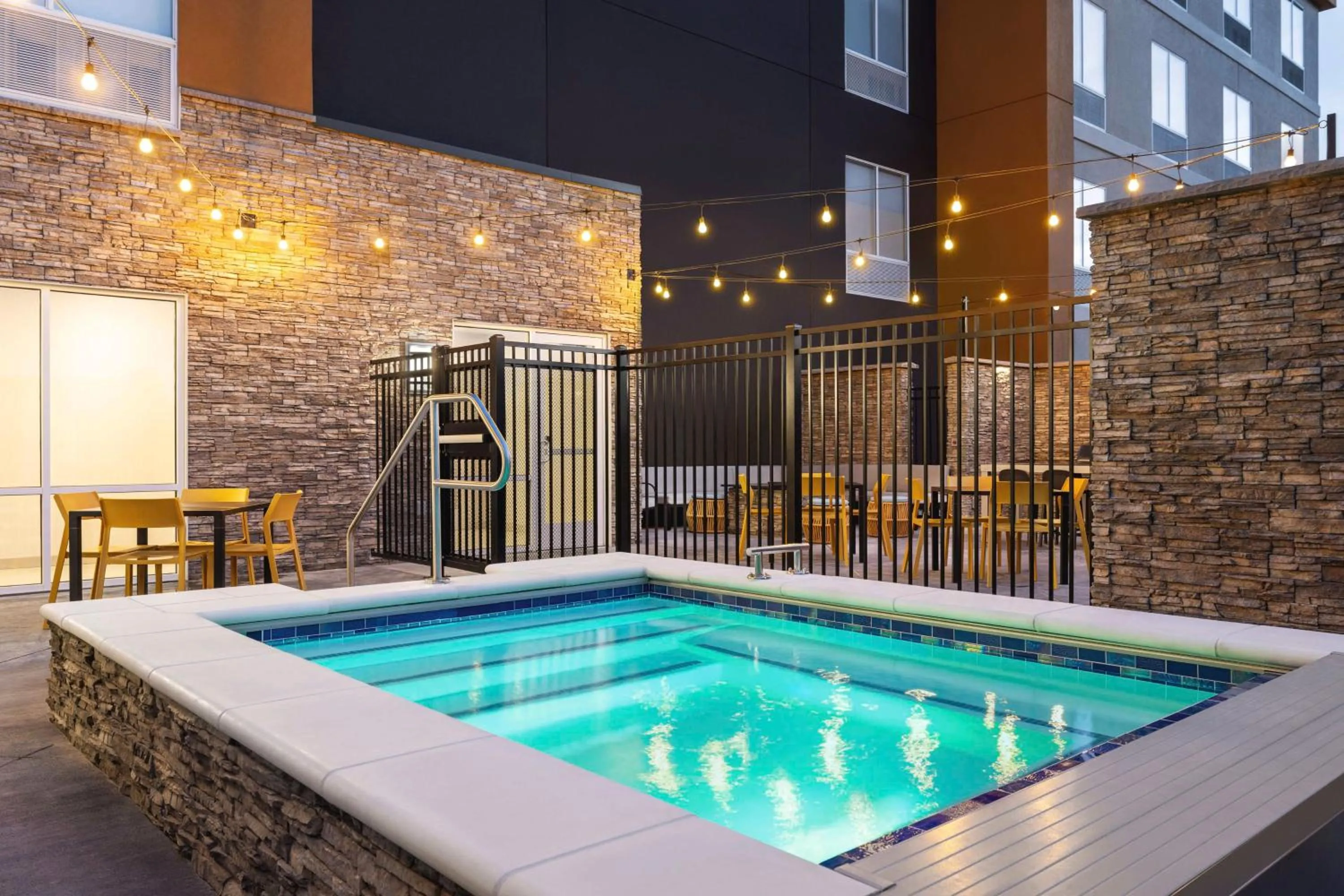 Hot Tub in Home2 Suites Livingston Yellowstone