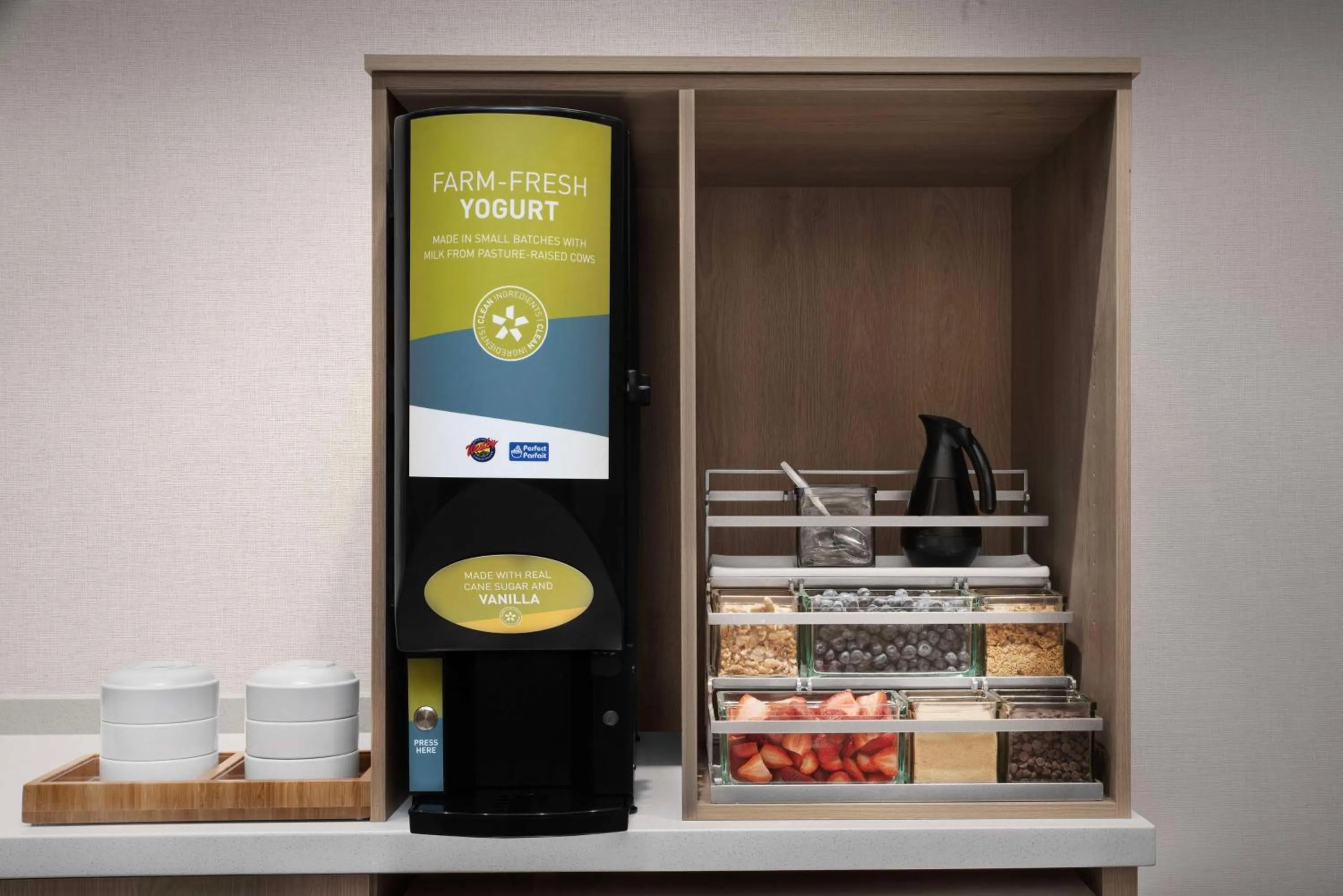 Breakfast in Home2 Suites By Hilton Athens I 65