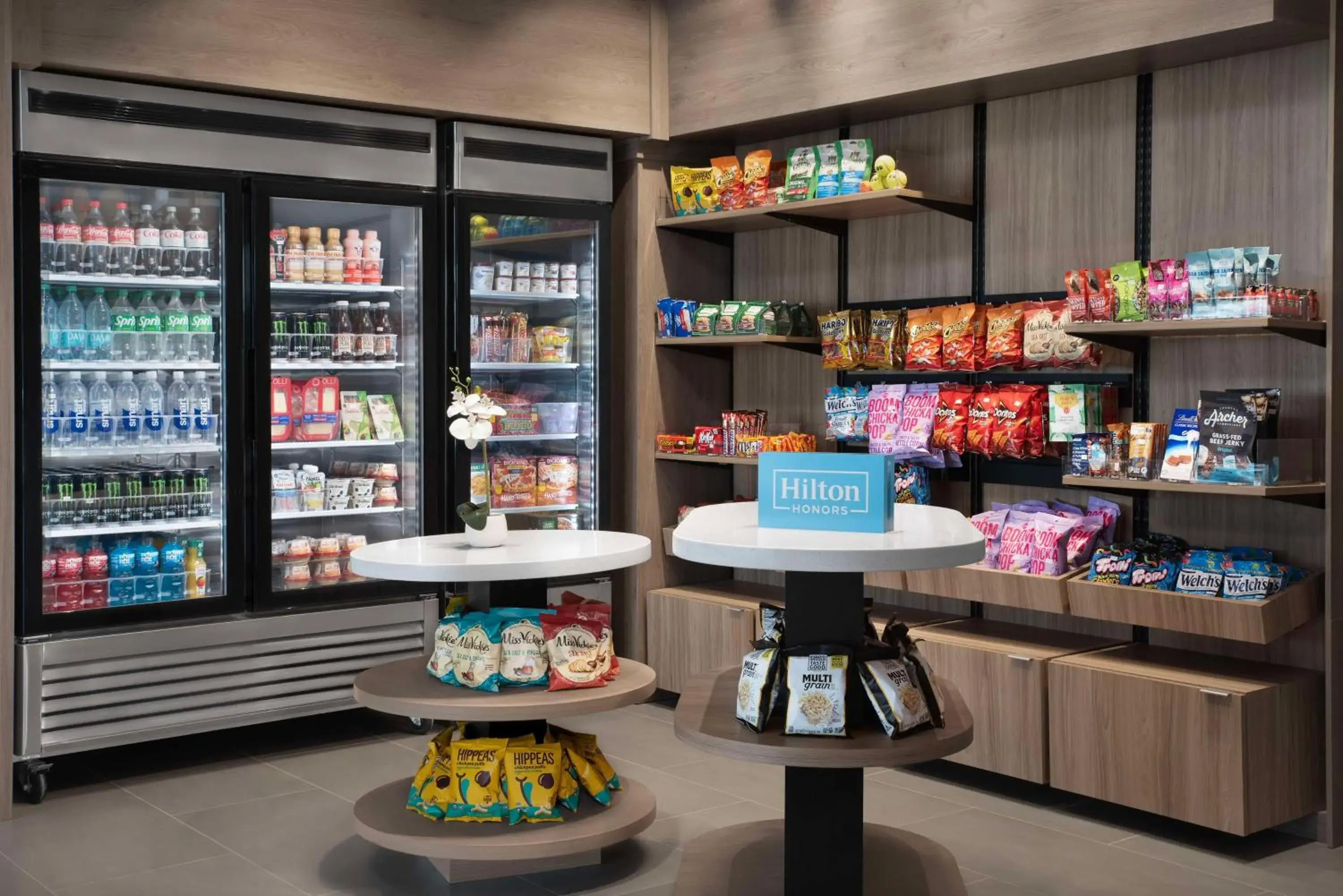 Restaurant/places to eat in Home2 Suites By Hilton Athens I 65 Restaurant/places to eat in Home2 Suites By Hilton Athens I 65