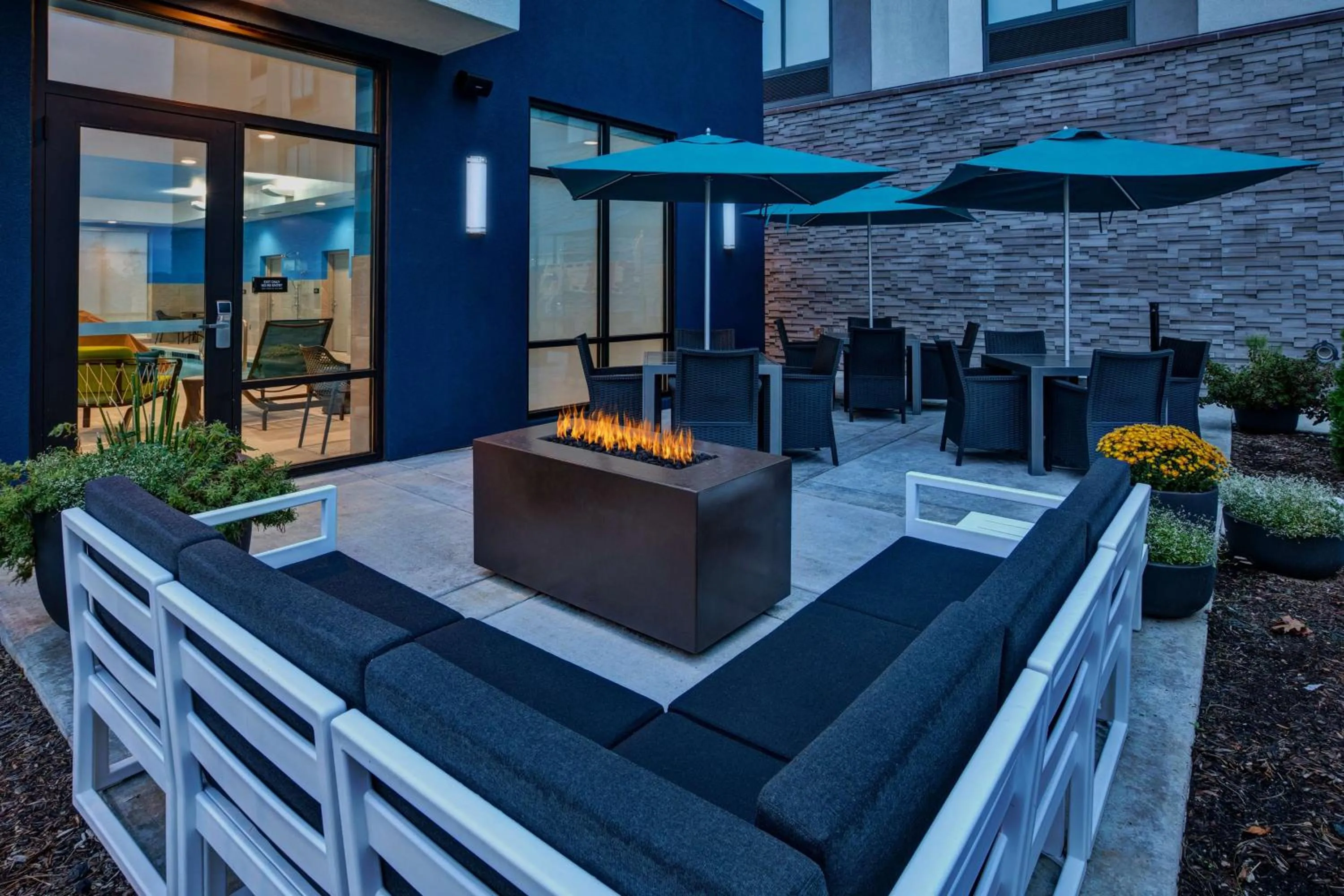 Patio in Hampton Inn & Suites By Hilton Indianapolis South Greenwood