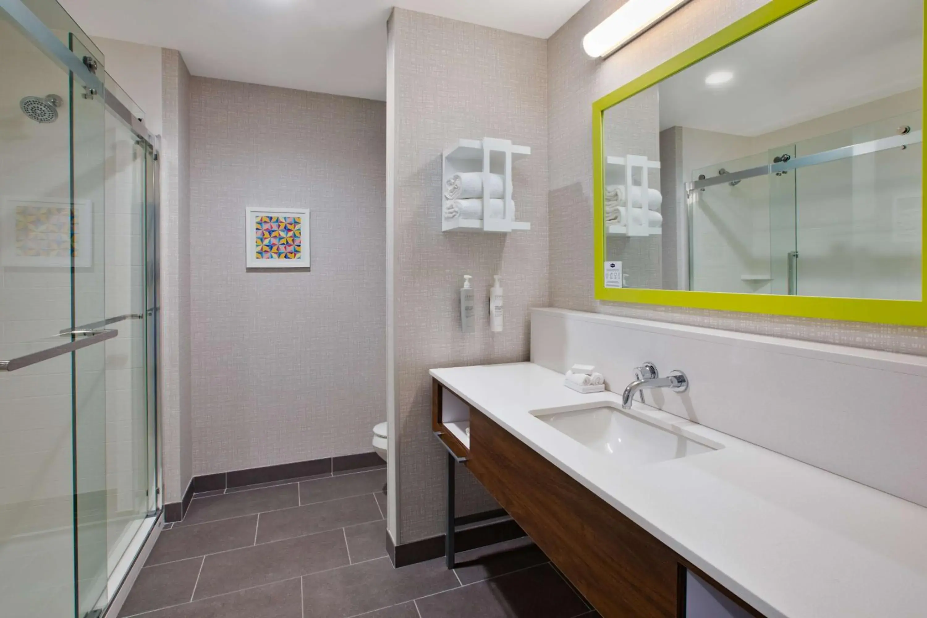 Bathroom in Hampton Inn & Suites By Hilton Indianapolis South Greenwood Bathroom in Hampton Inn & Suites By Hilton Indianapolis South Greenwood