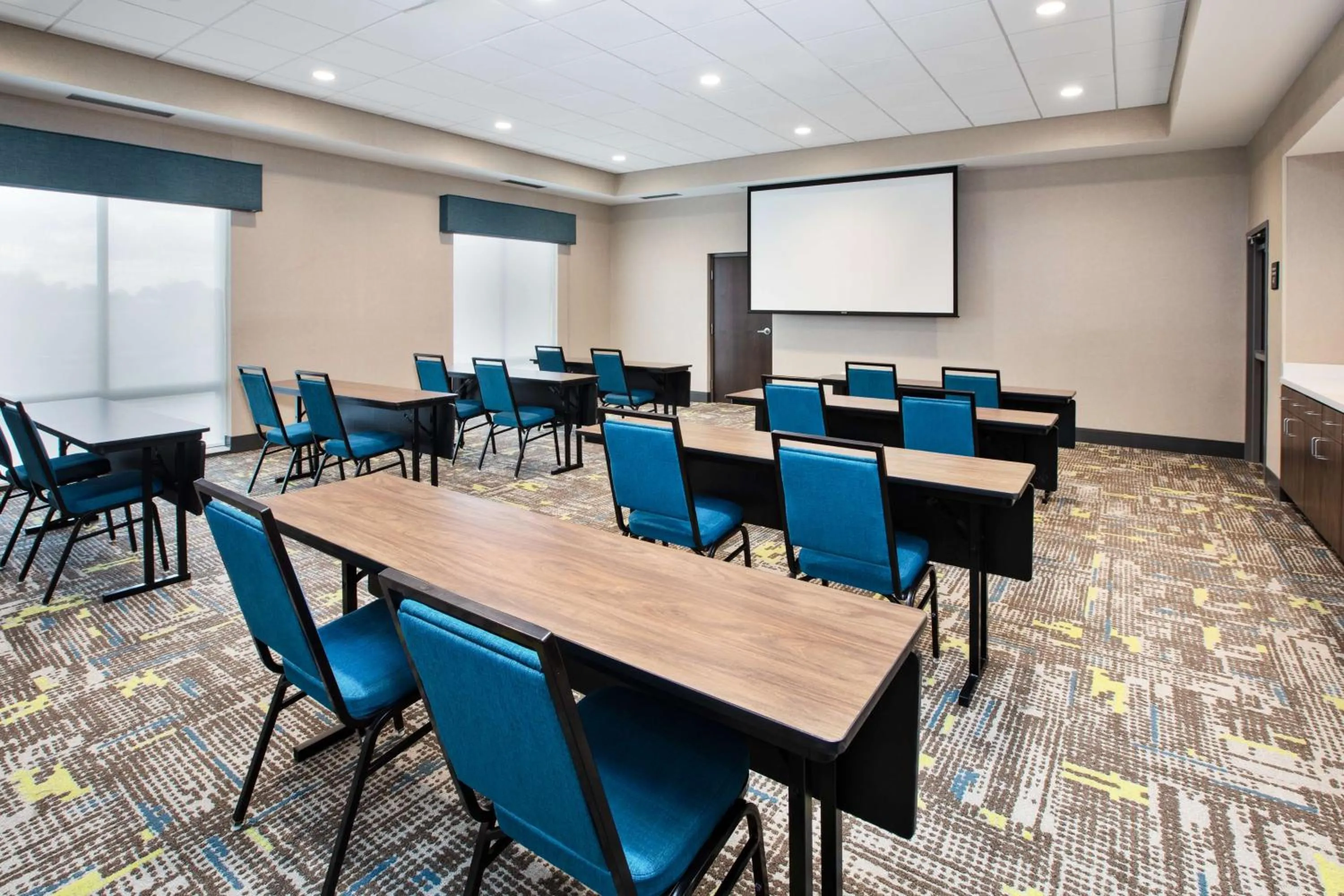 Meeting/conference room in Hampton Inn & Suites By Hilton Indianapolis South Greenwood
