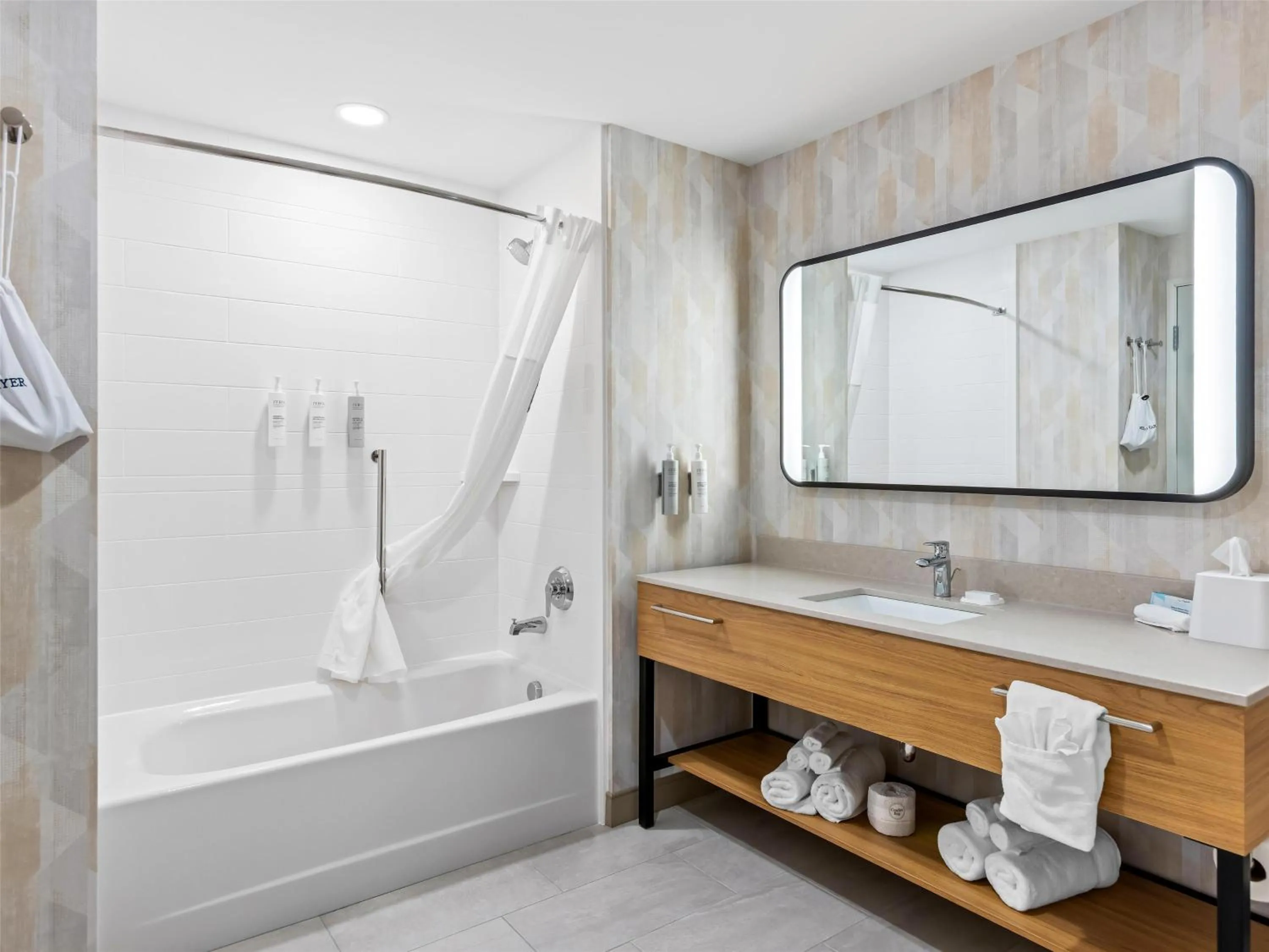 Bathroom in Hampton Inn St Ignace Lakefront Mackinac