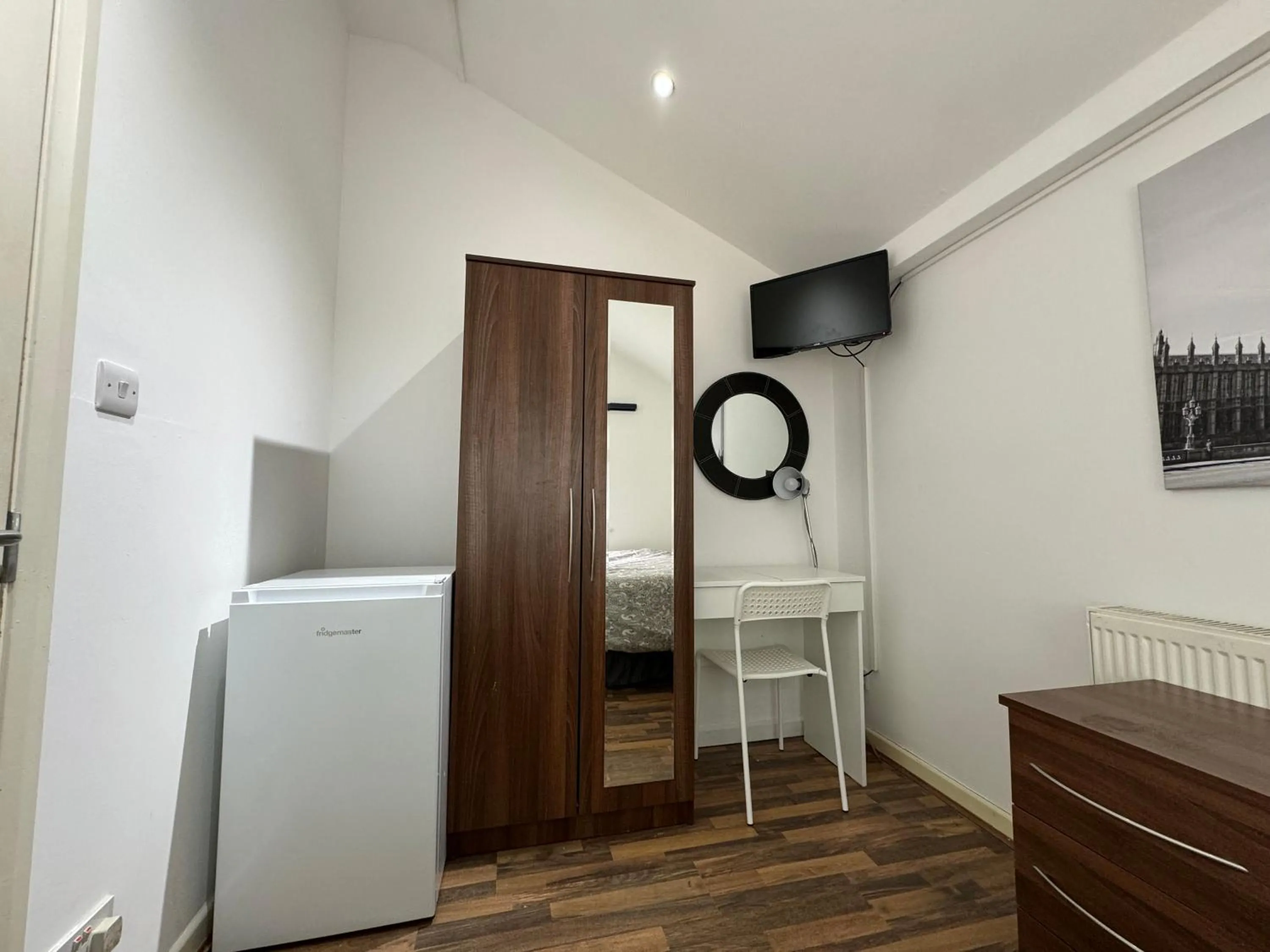 365 London Hostel