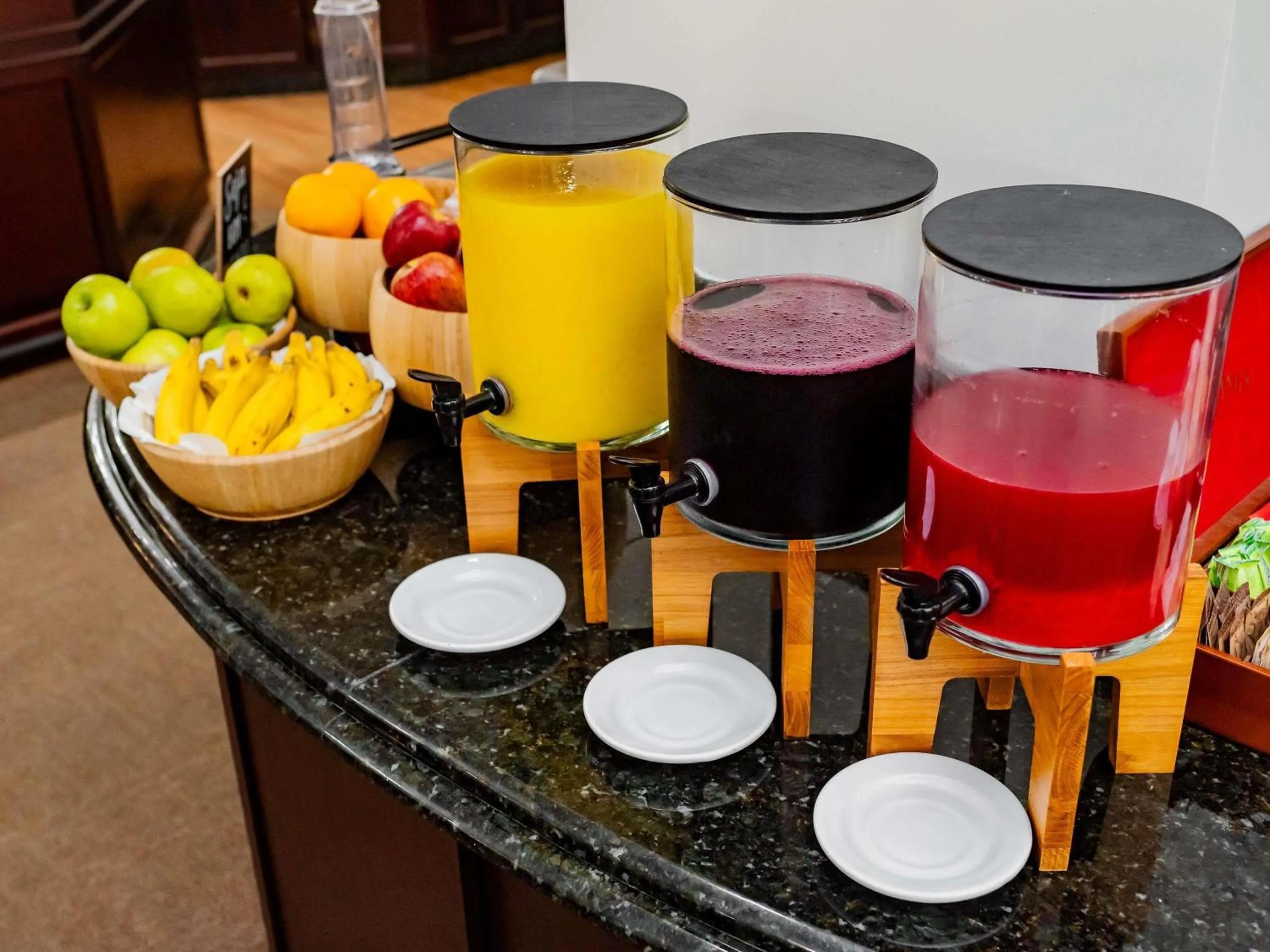 Breakfast in Mercure Jaragua do Sul