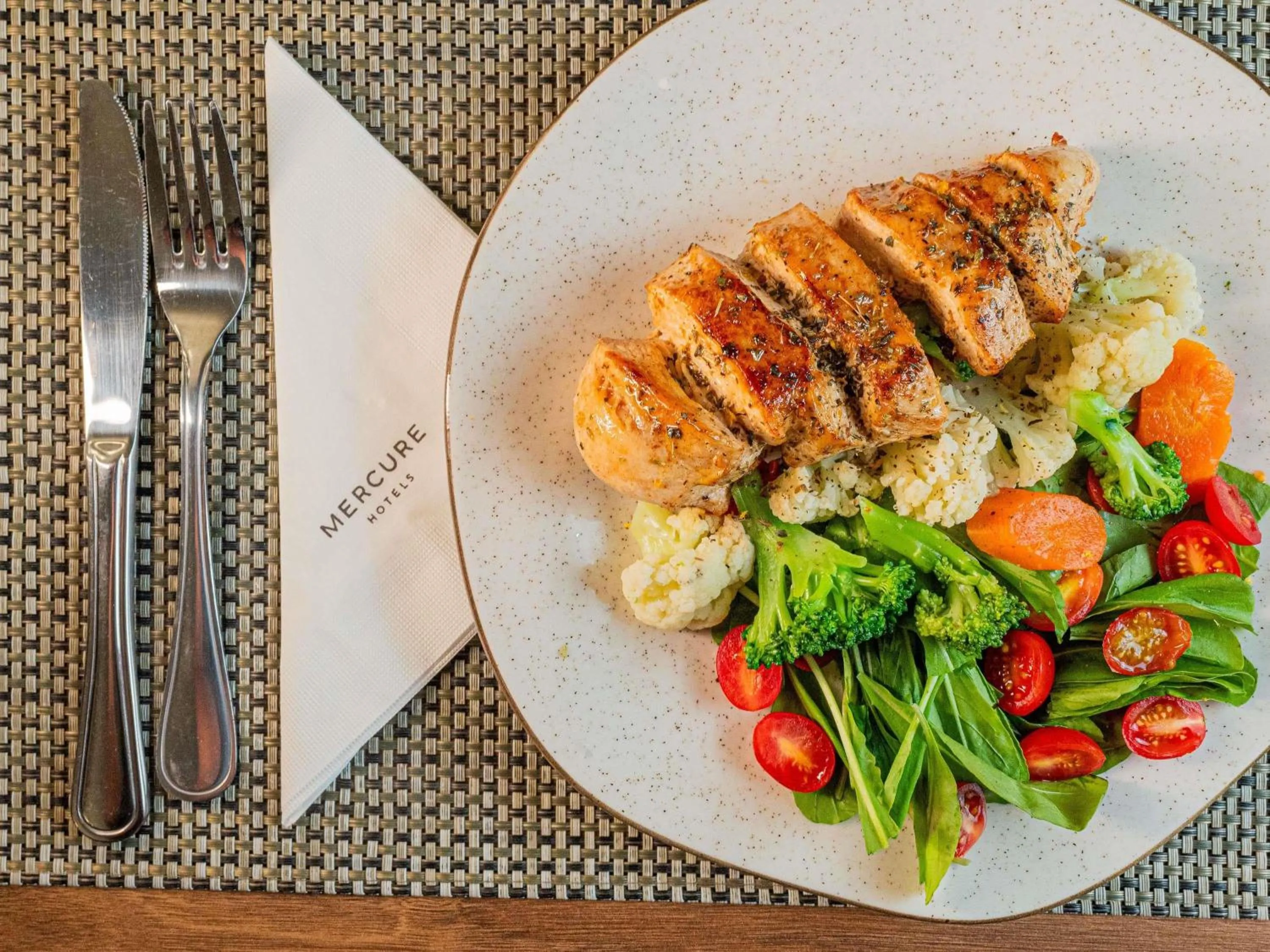 Restaurant/places to eat in Mercure Jaragua do Sul