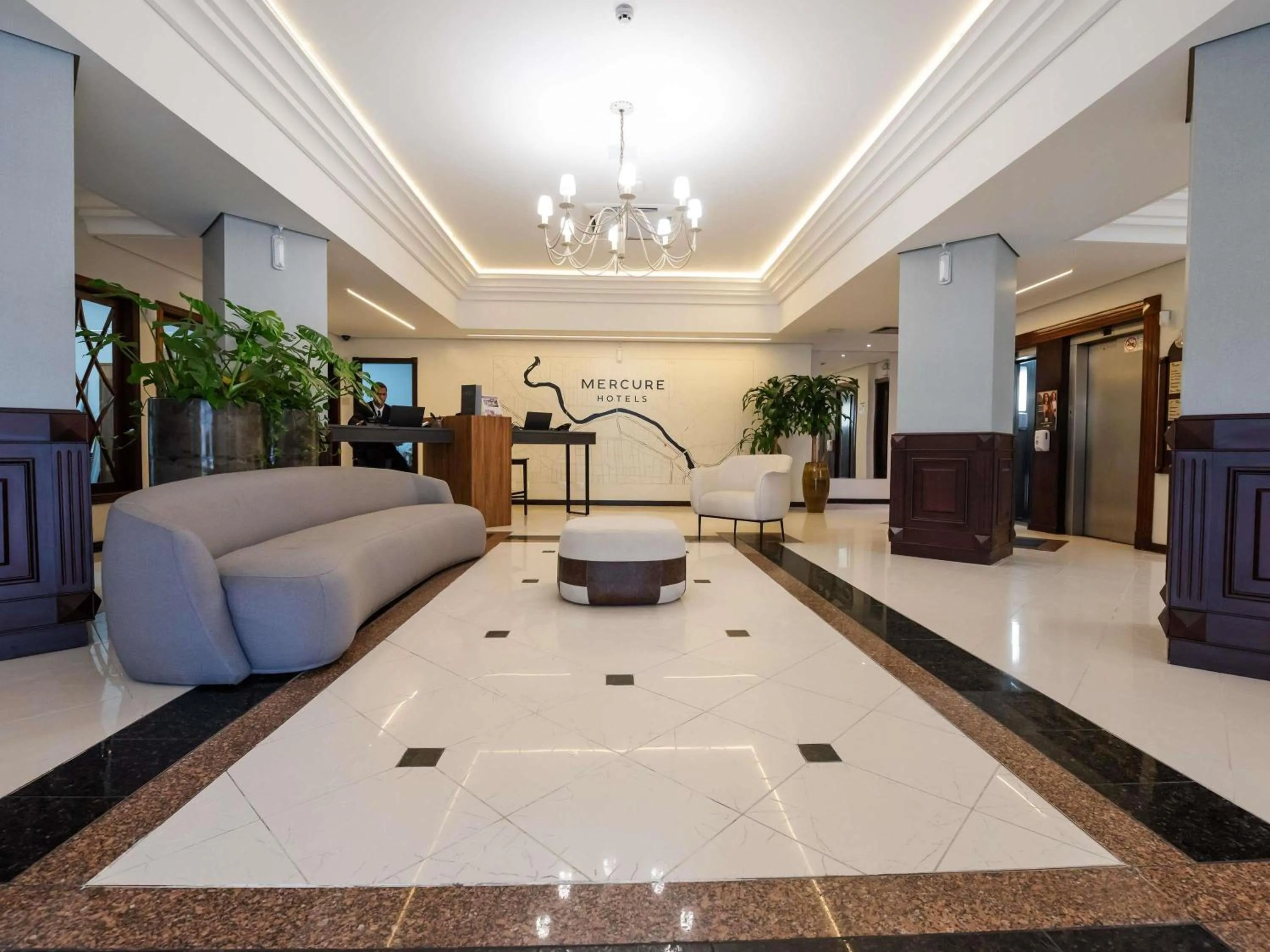 Property building in Mercure Jaragua do Sul