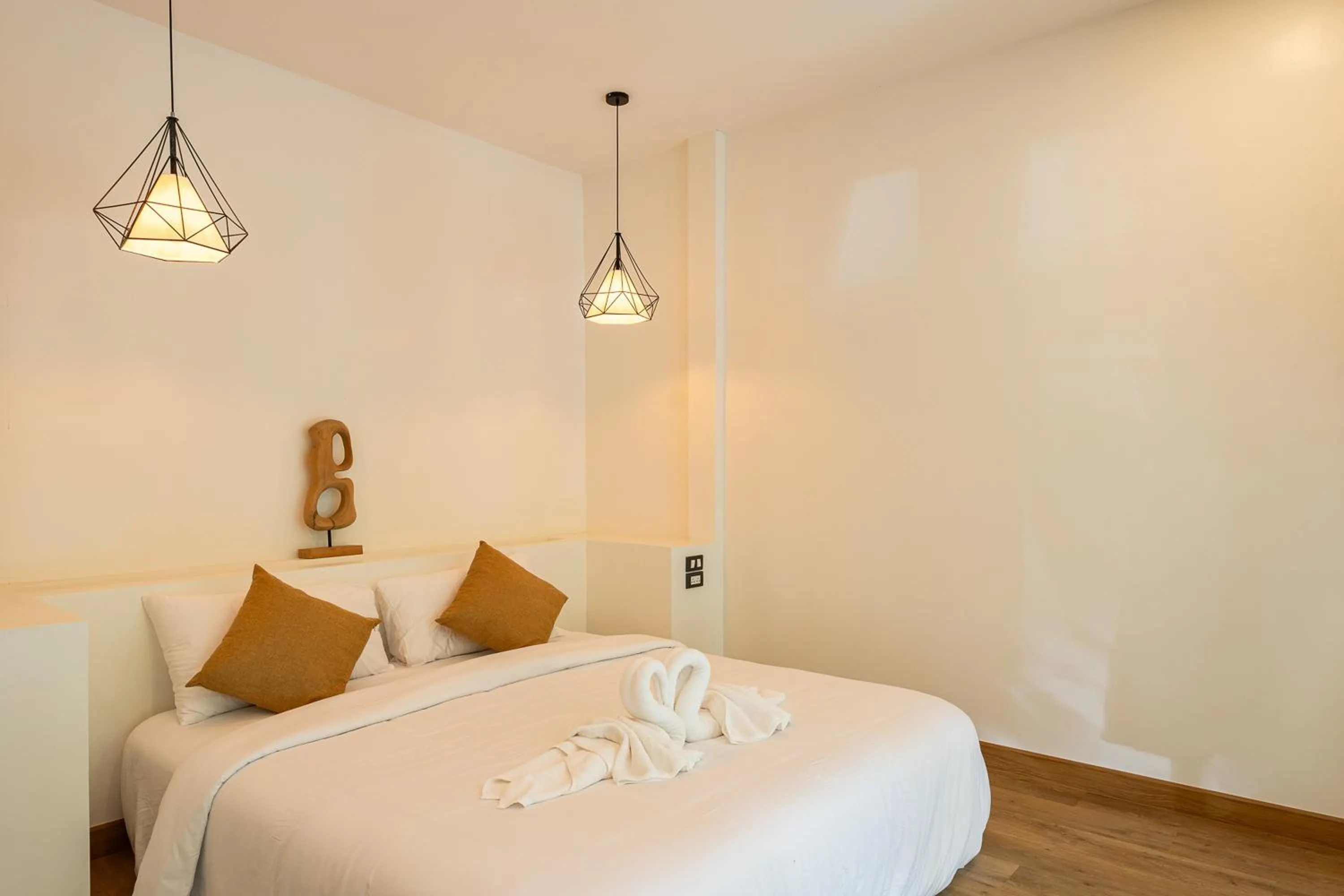 Bedroom, Bed in Inthada At Mae Kampong