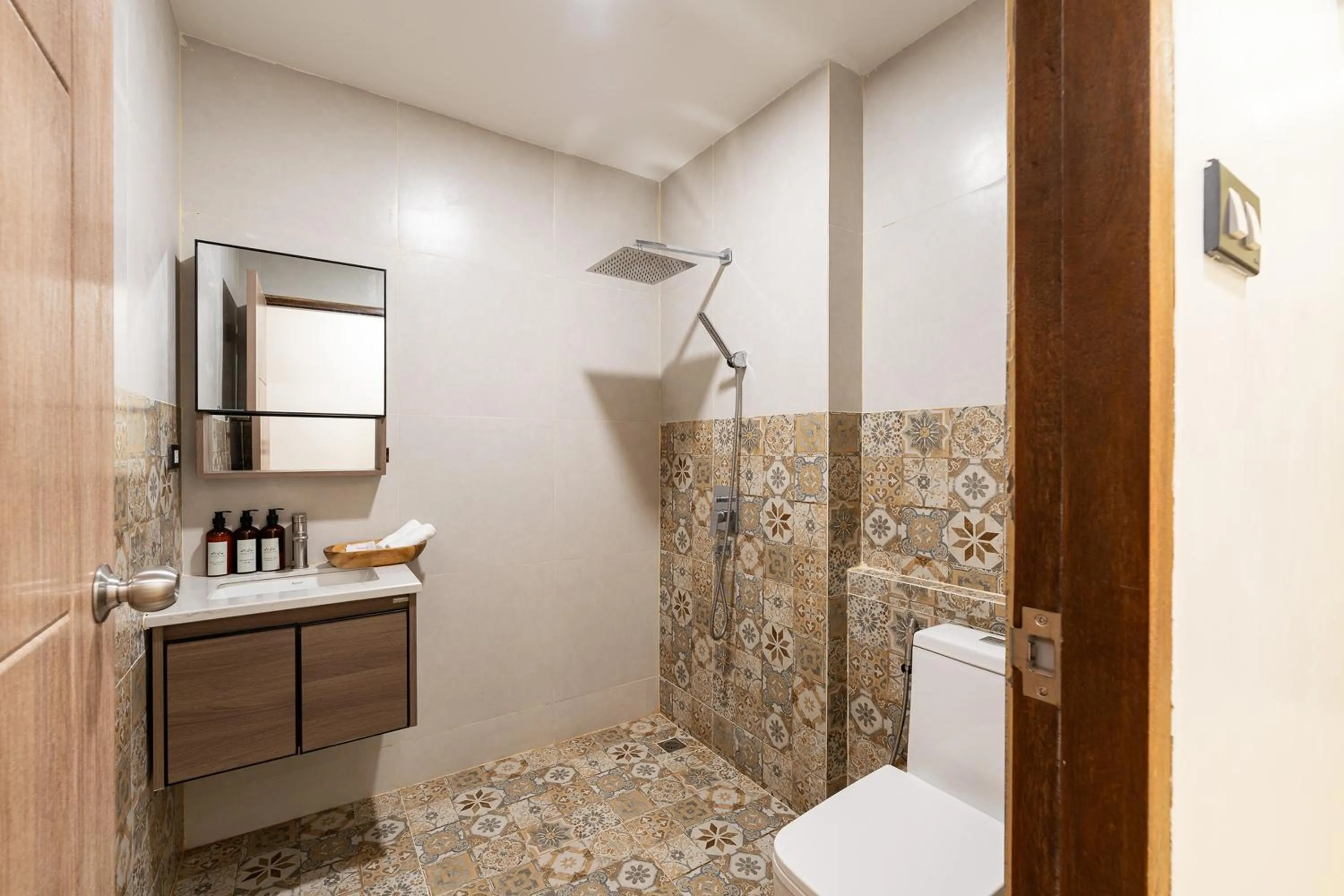 Bathroom in Inthada At Mae Kampong