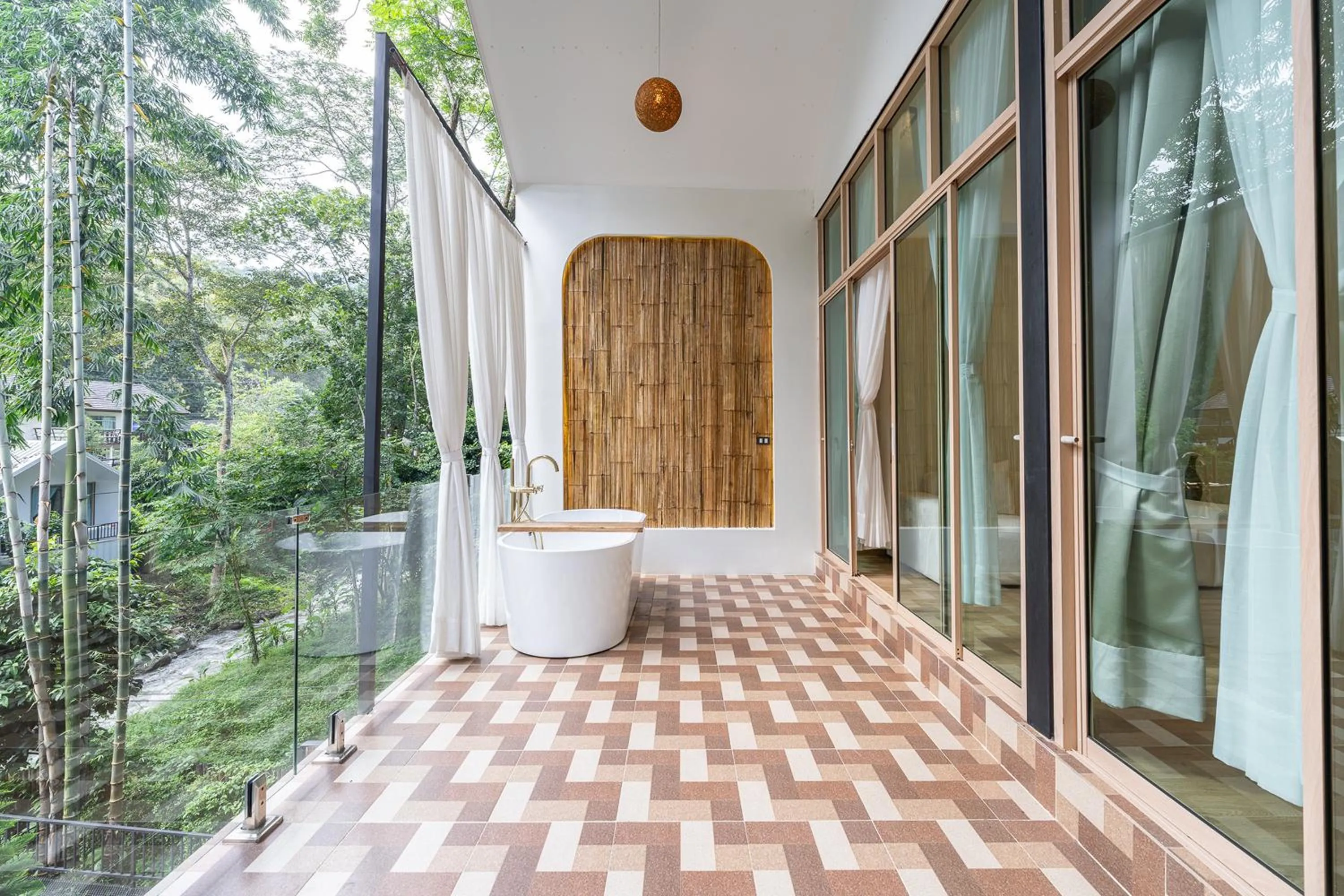 Area and facilities in Inthada At Mae Kampong