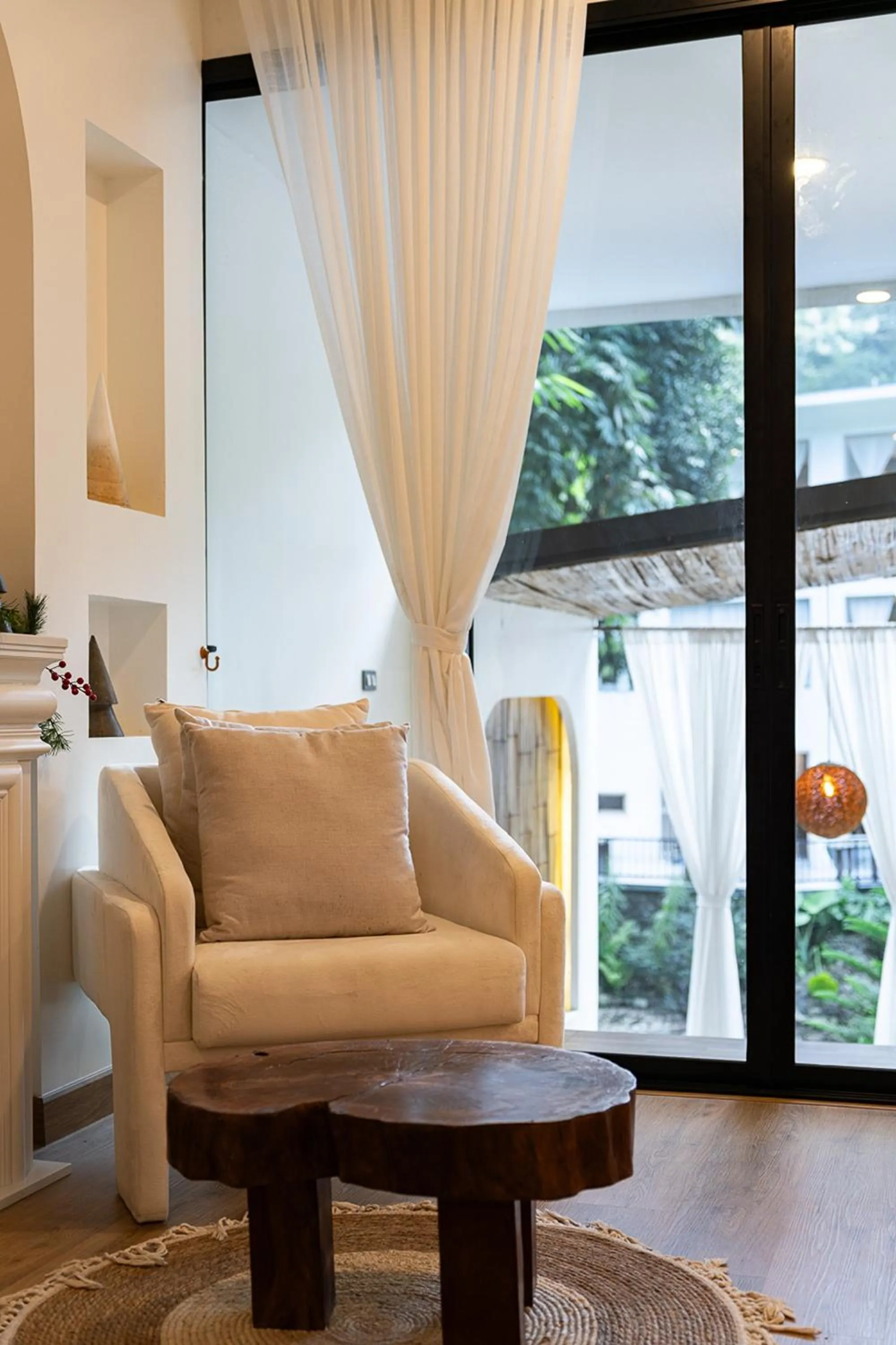 Seating area in Inthada At Mae Kampong