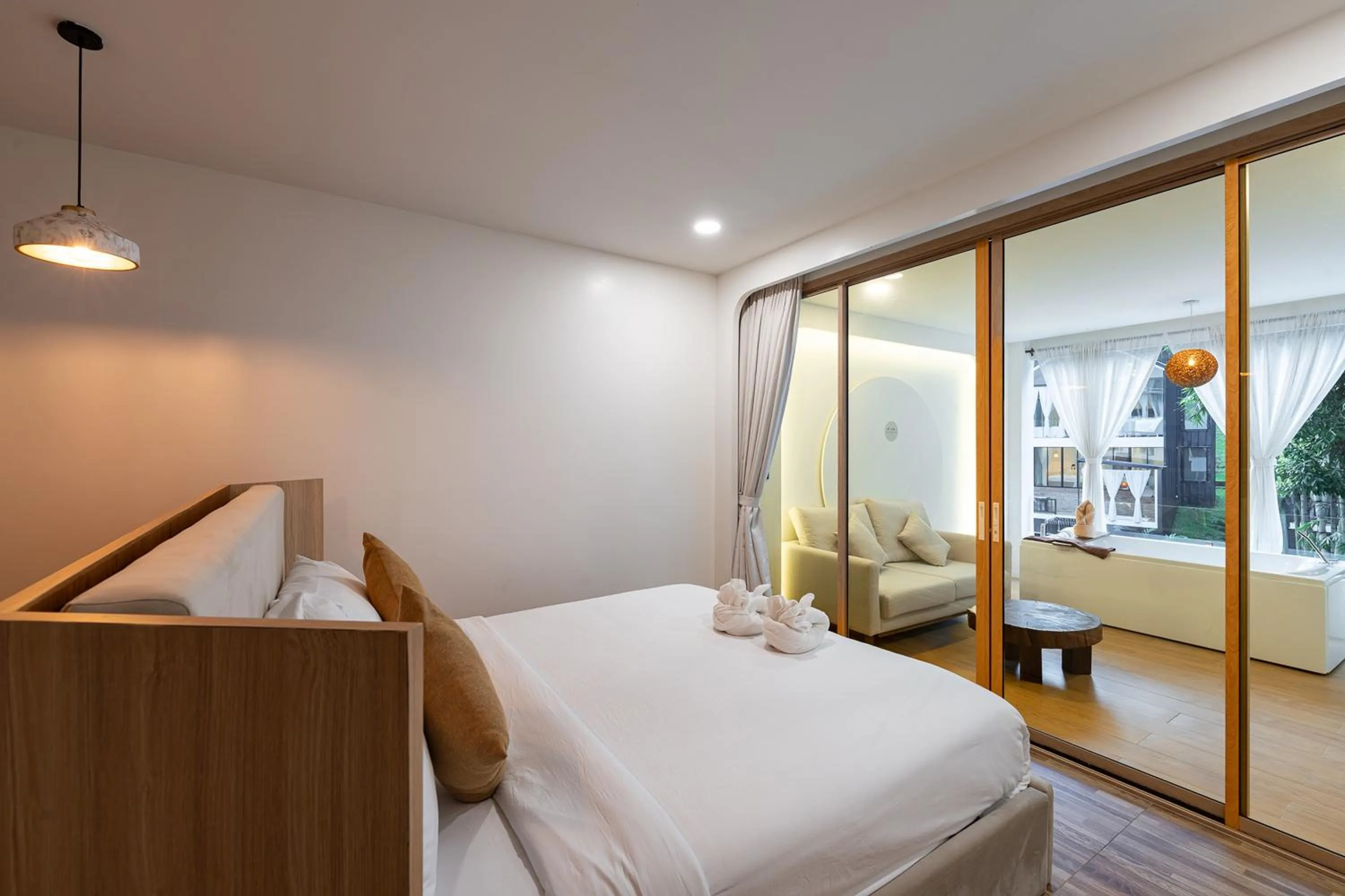 Bed in Inthada At Mae Kampong