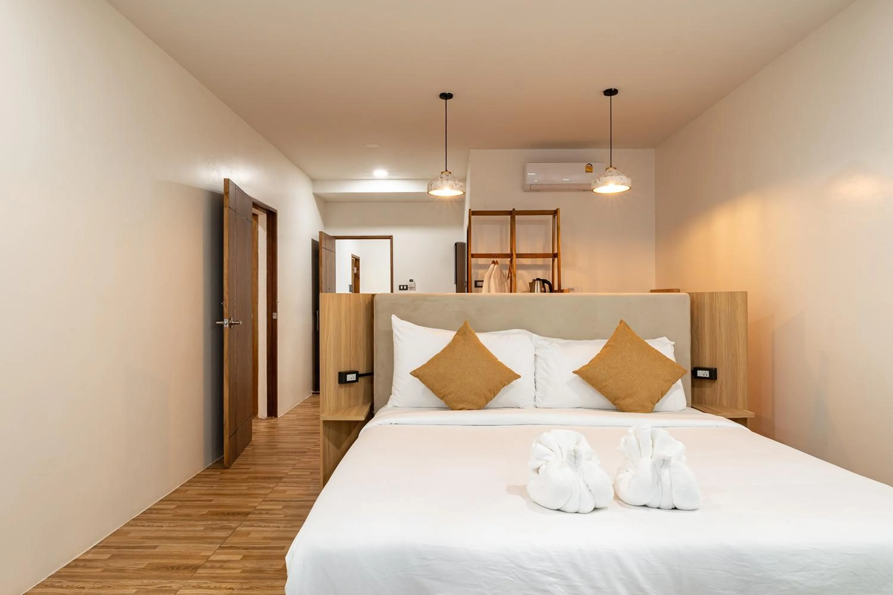 Bed in Inthada At Mae Kampong