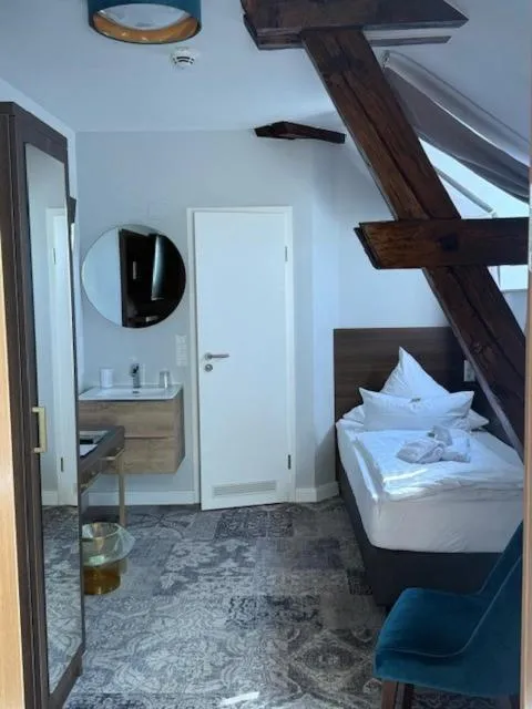 Photo of the whole room, Bed in Hotel am Prinzengarten, inklusive AlbCard