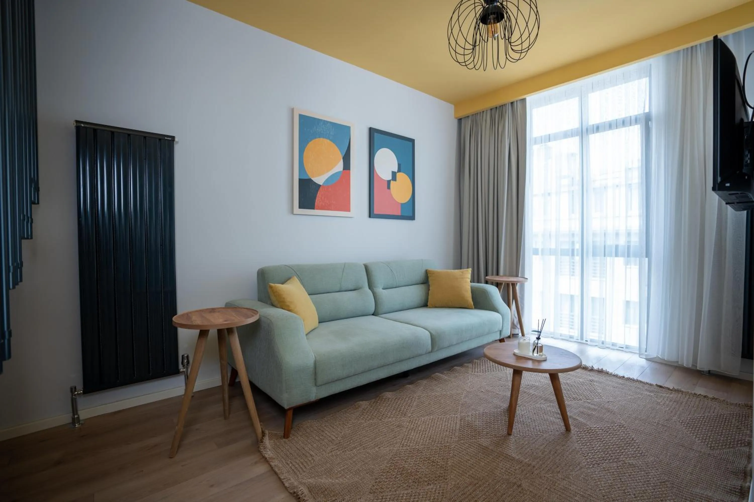 Photo of the whole room in Bird Nest Suites