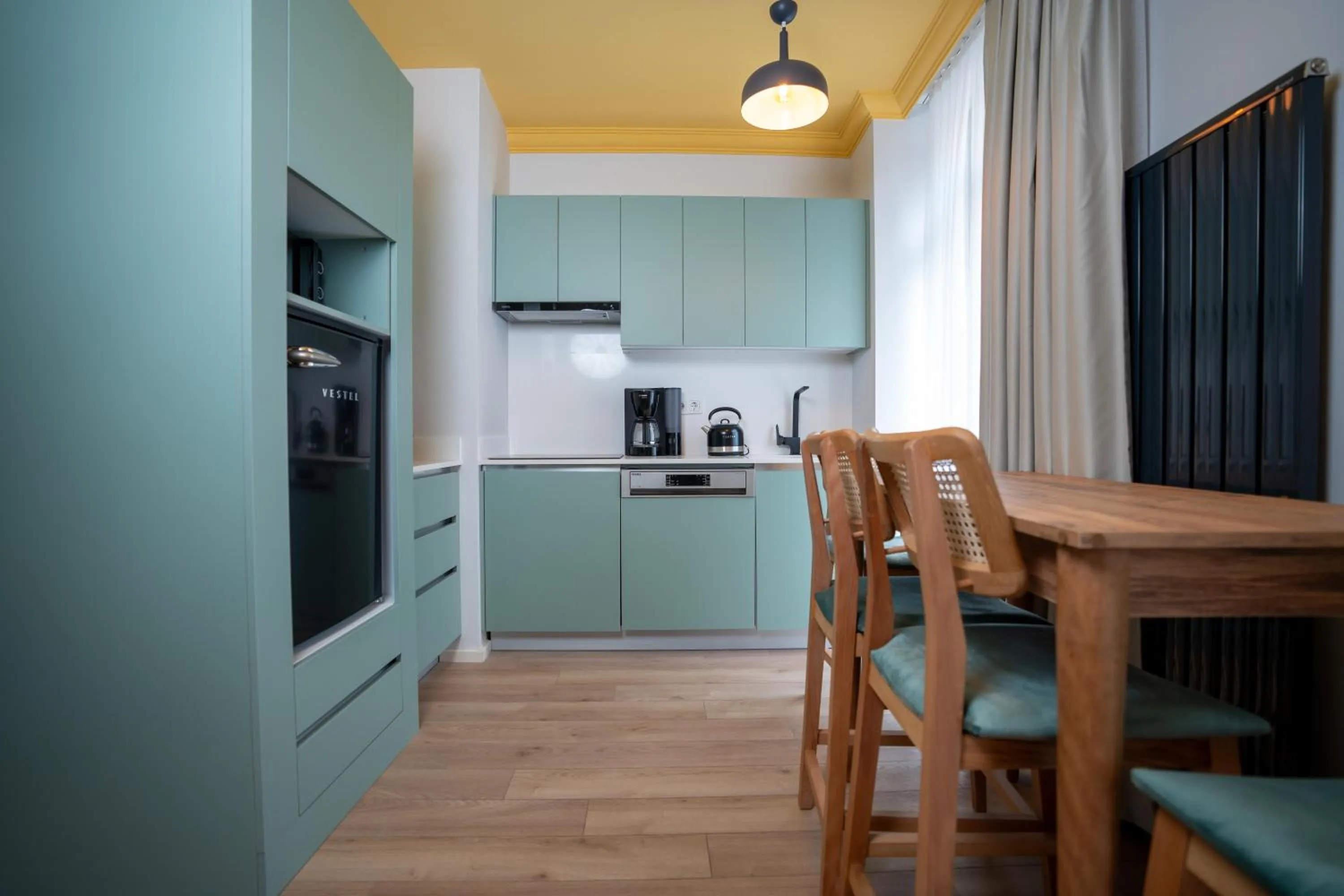 Photo of the whole room in Bird Nest Suites