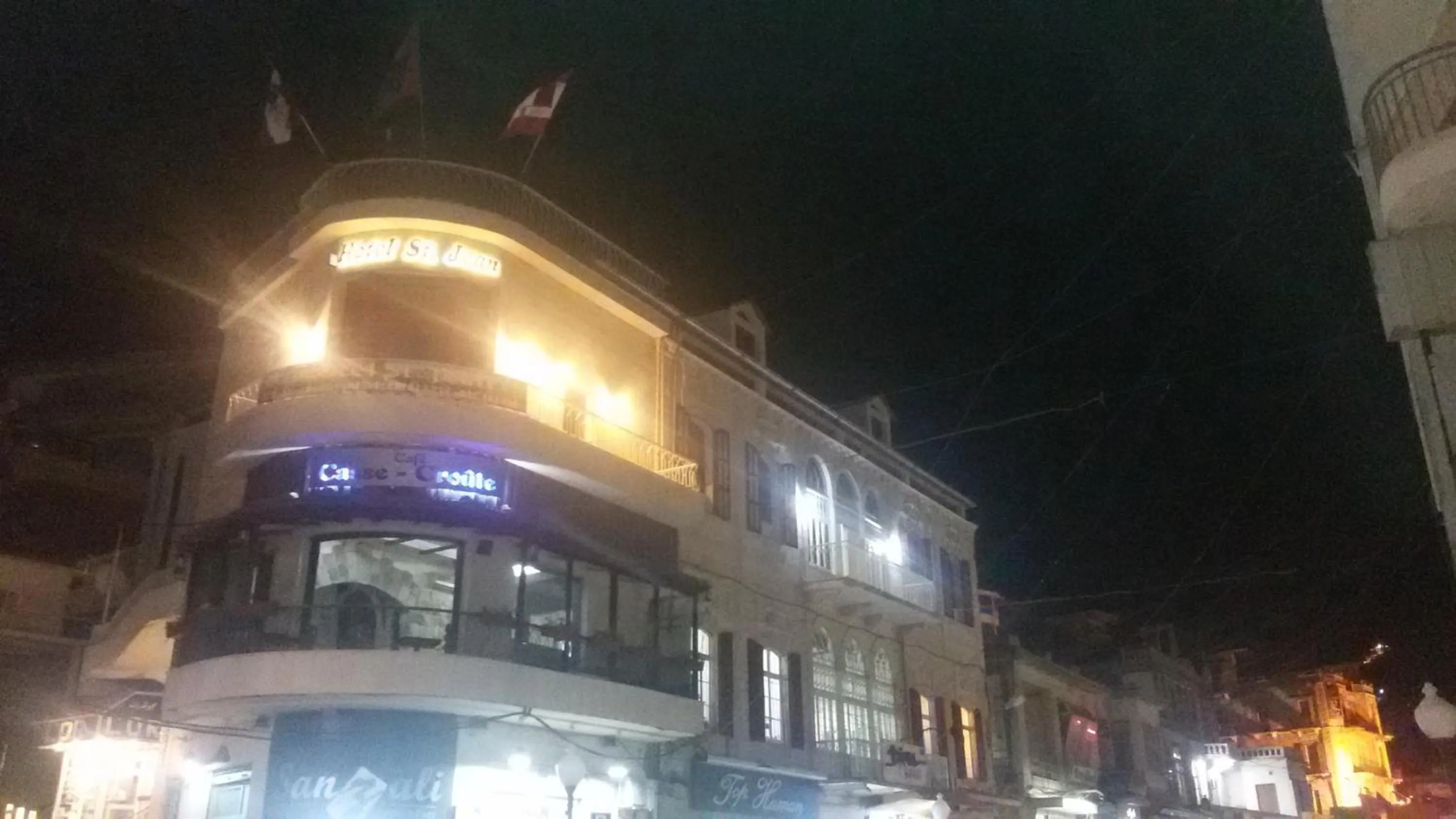 Neighbourhood in Hotel St Jean