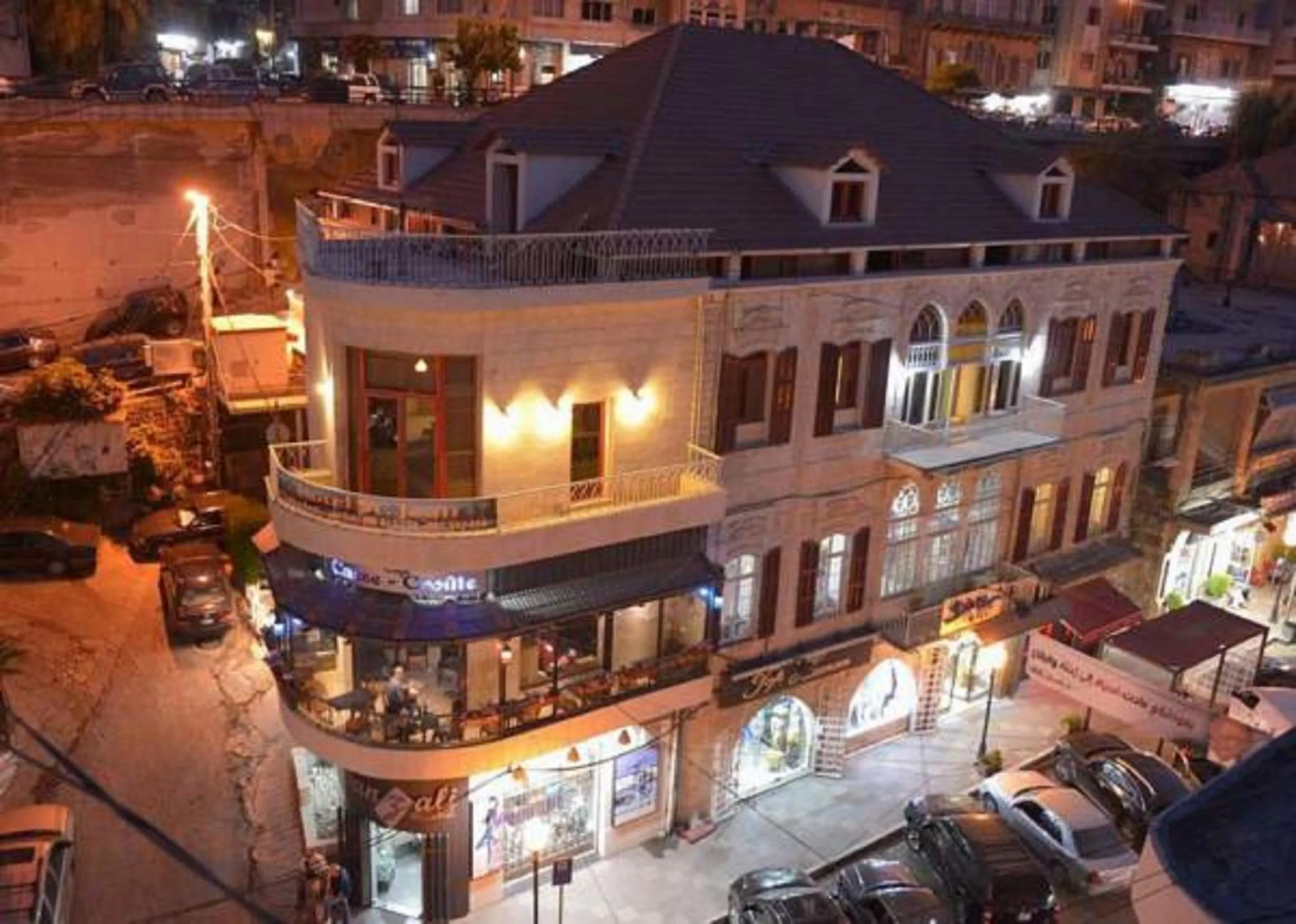 Property building in Hotel St Jean