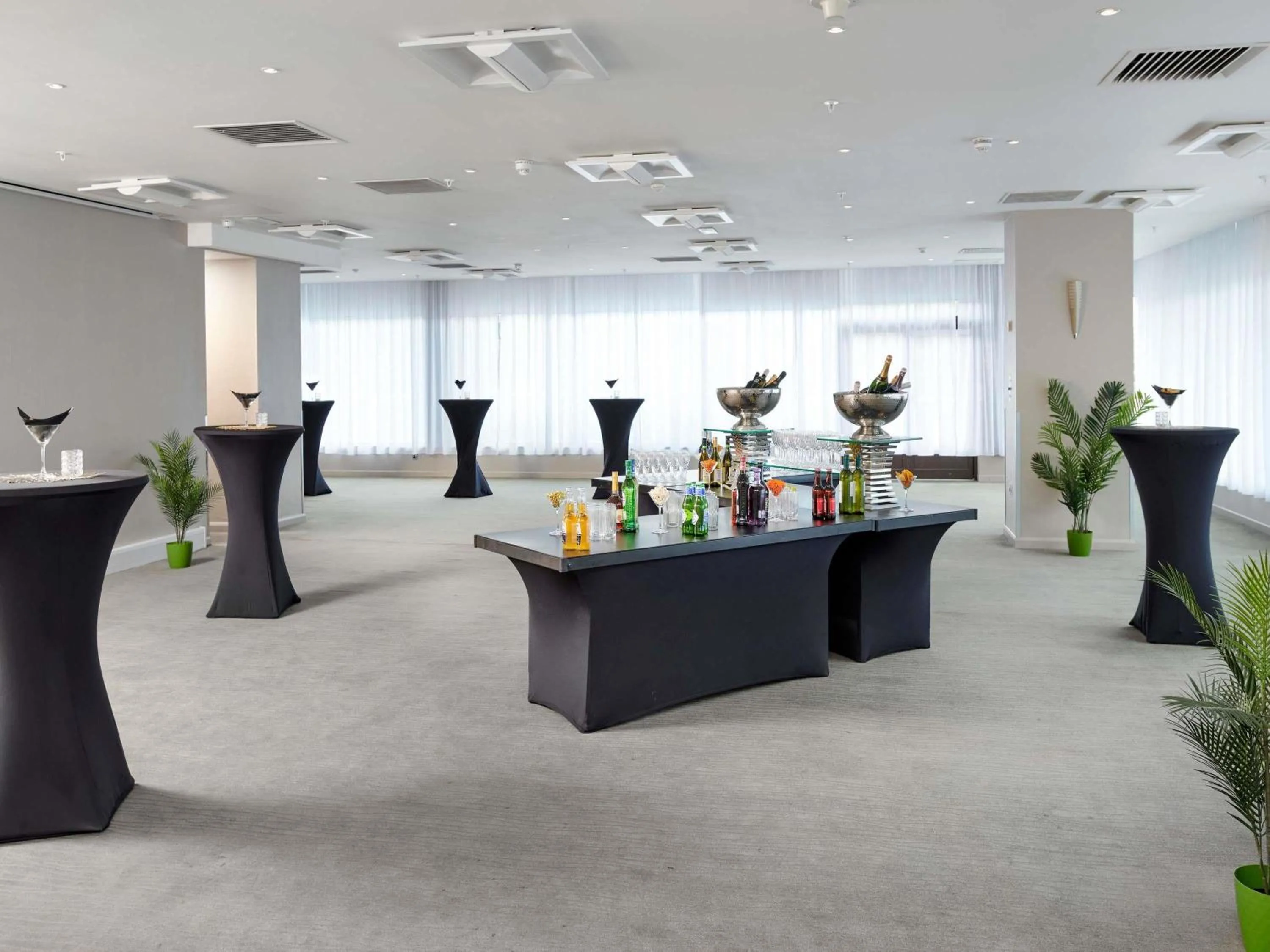 Meeting/conference room in Novotel London West