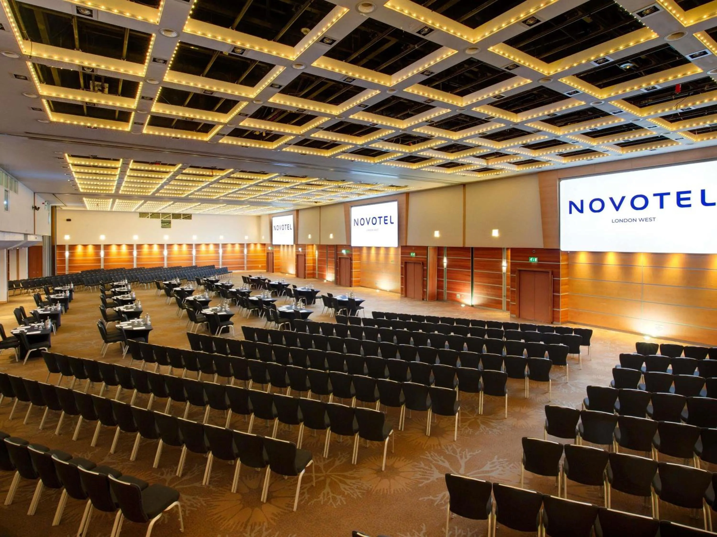 Meeting/conference room in Novotel London West