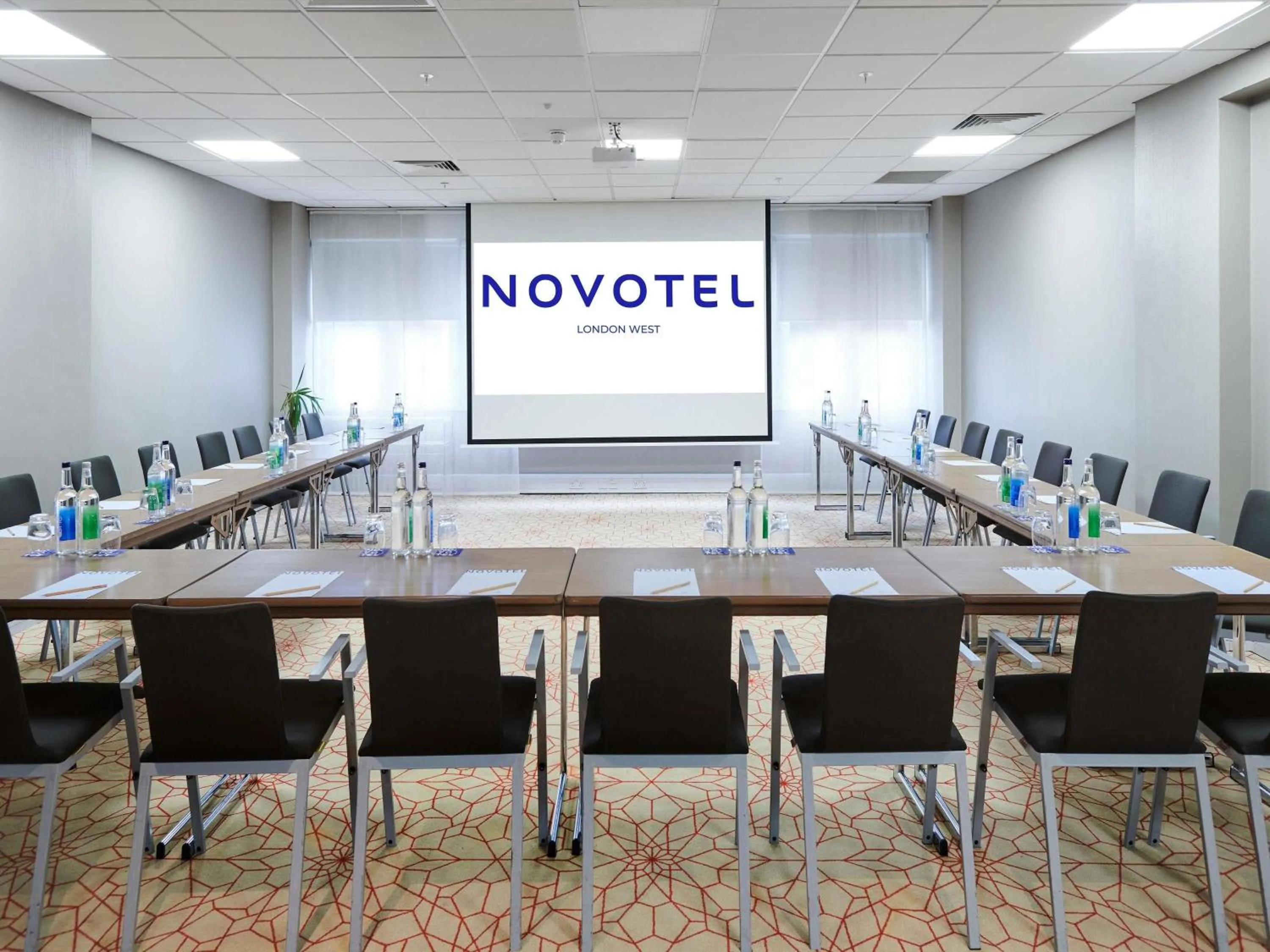 Meeting/conference room in Novotel London West