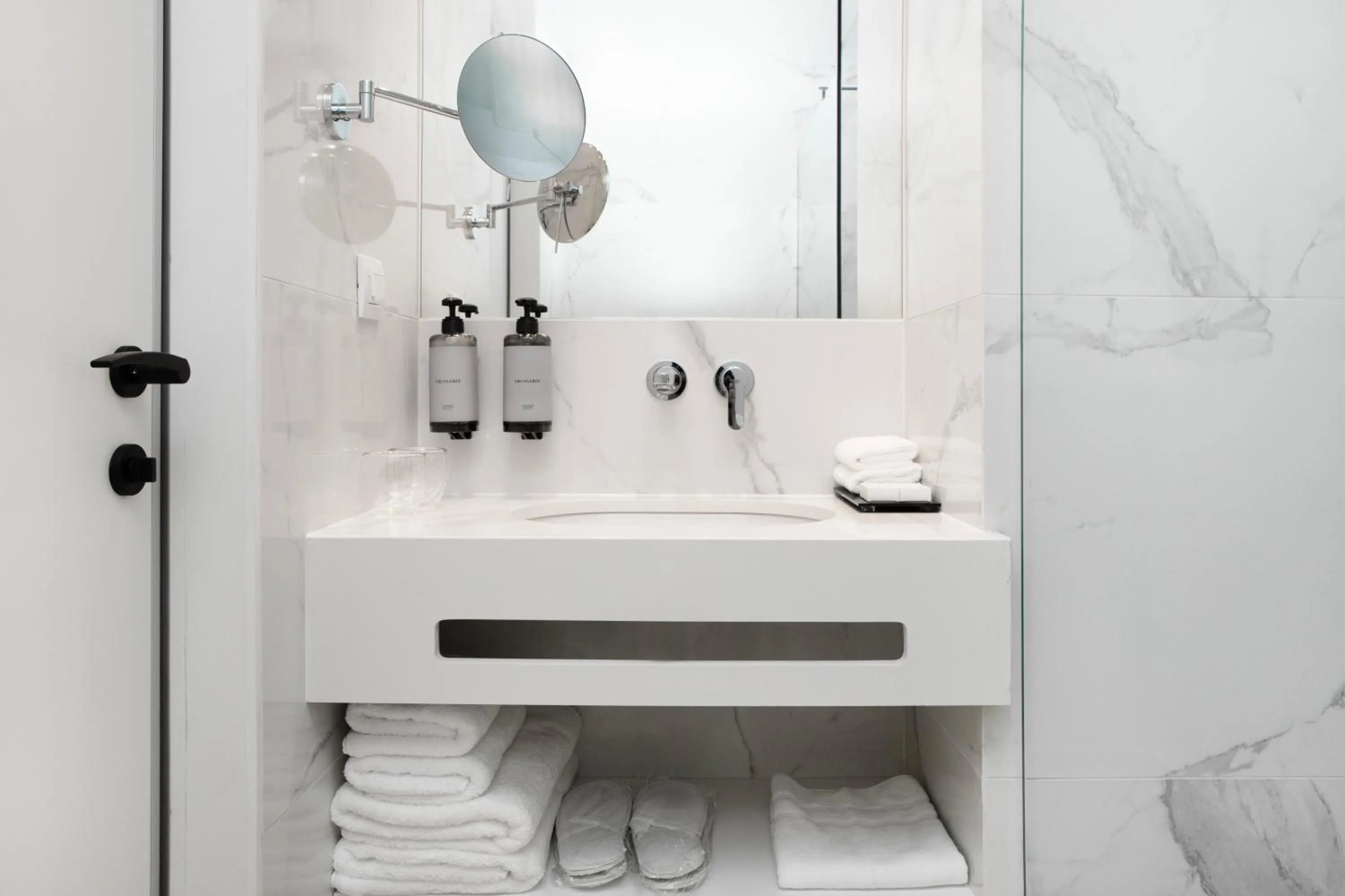 Bathroom in Luwian Athens Boutique Hotel