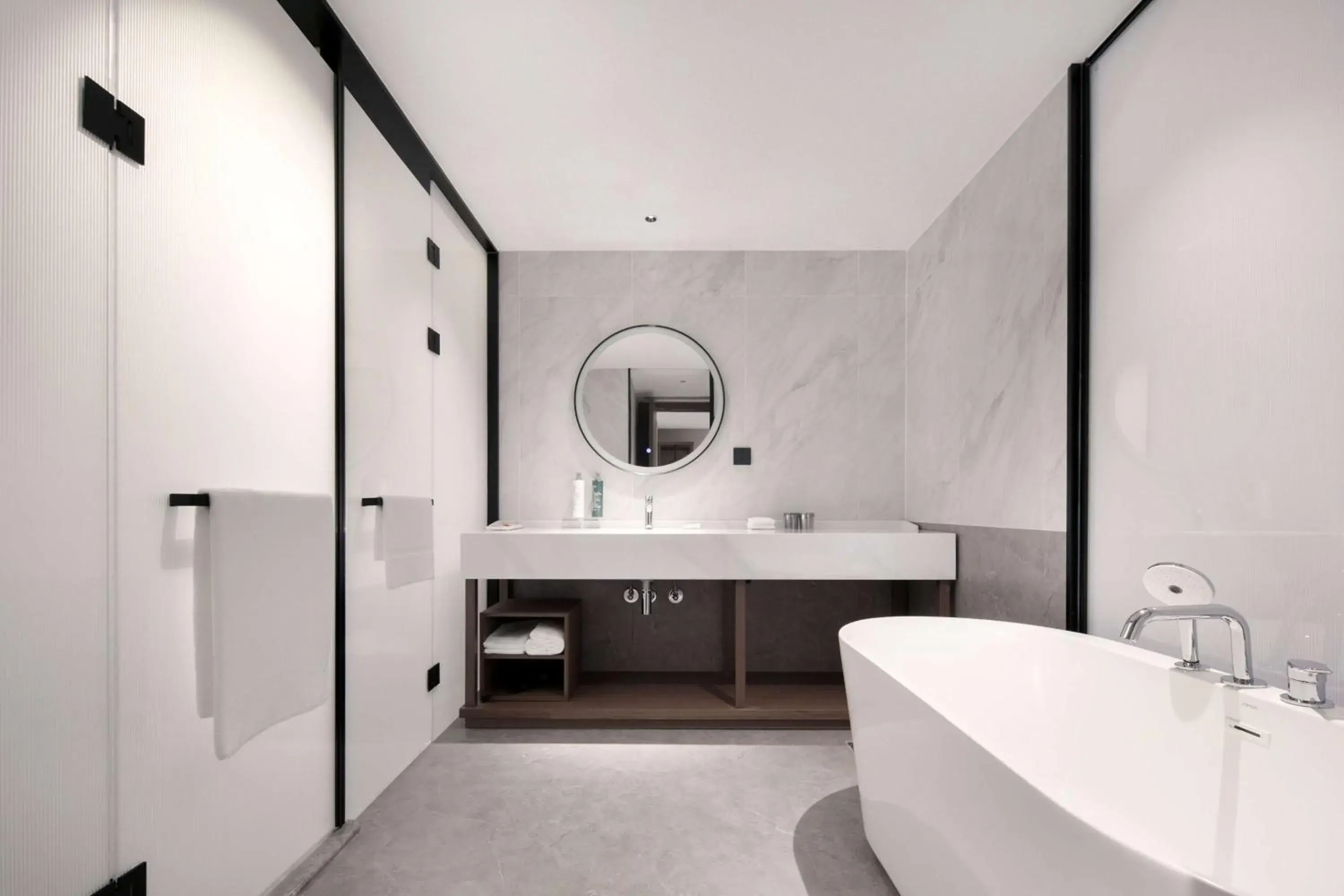 Bathroom in Hilton Garden Inn Handan She County Bathroom in Hilton Garden Inn Handan She County