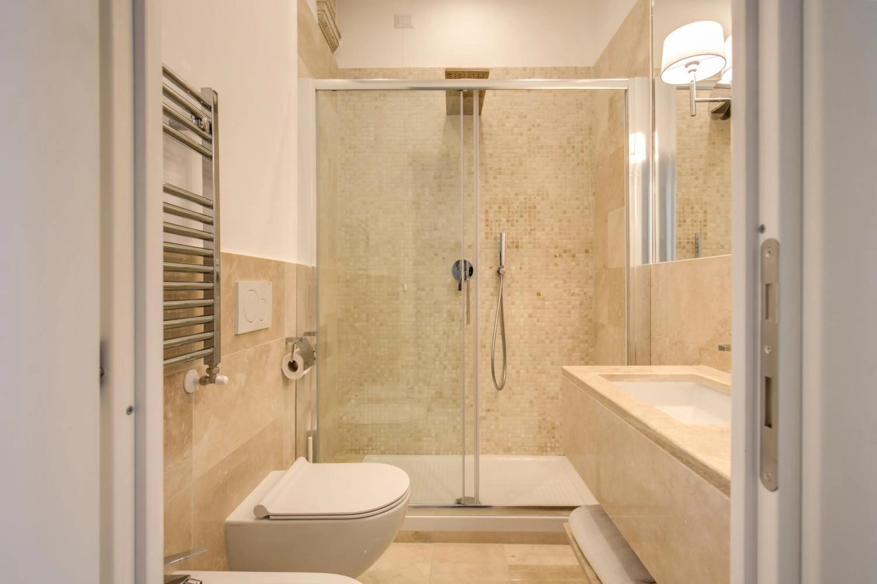 Pantheonview - Luxury Suites