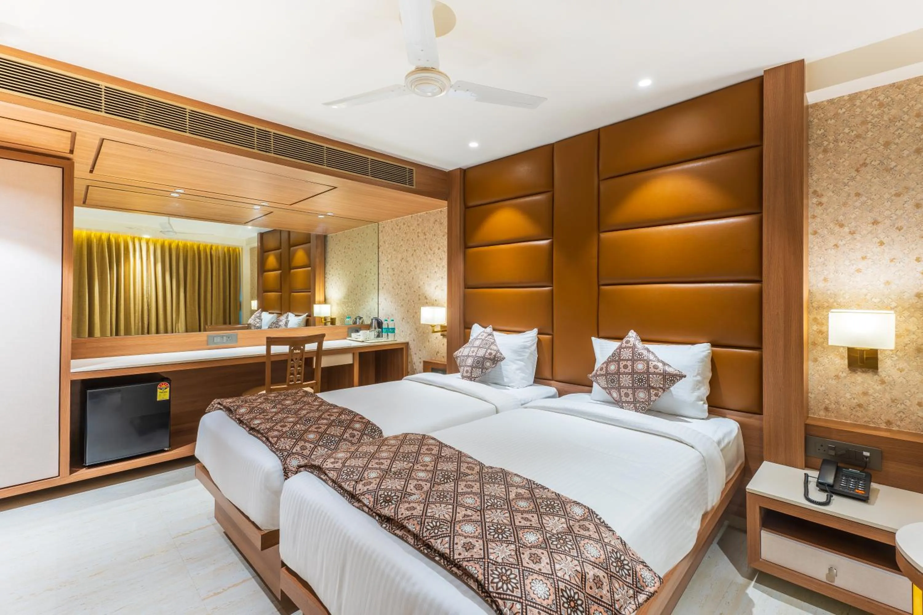 Bedroom, Bed in Hotel Supreme Comforts - Mumbai Airport