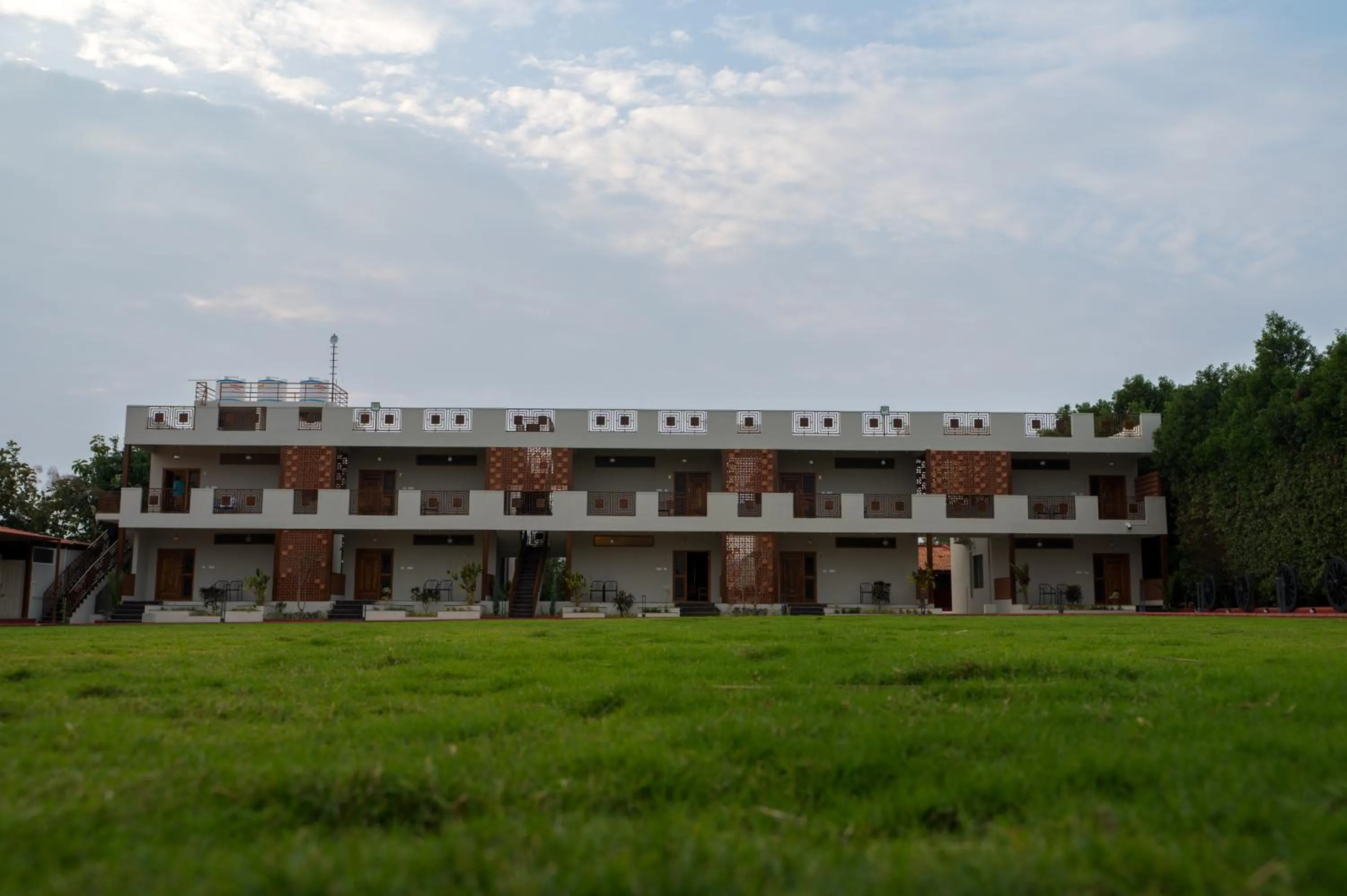 Property building in Poojaris Nirantara - Mysuru